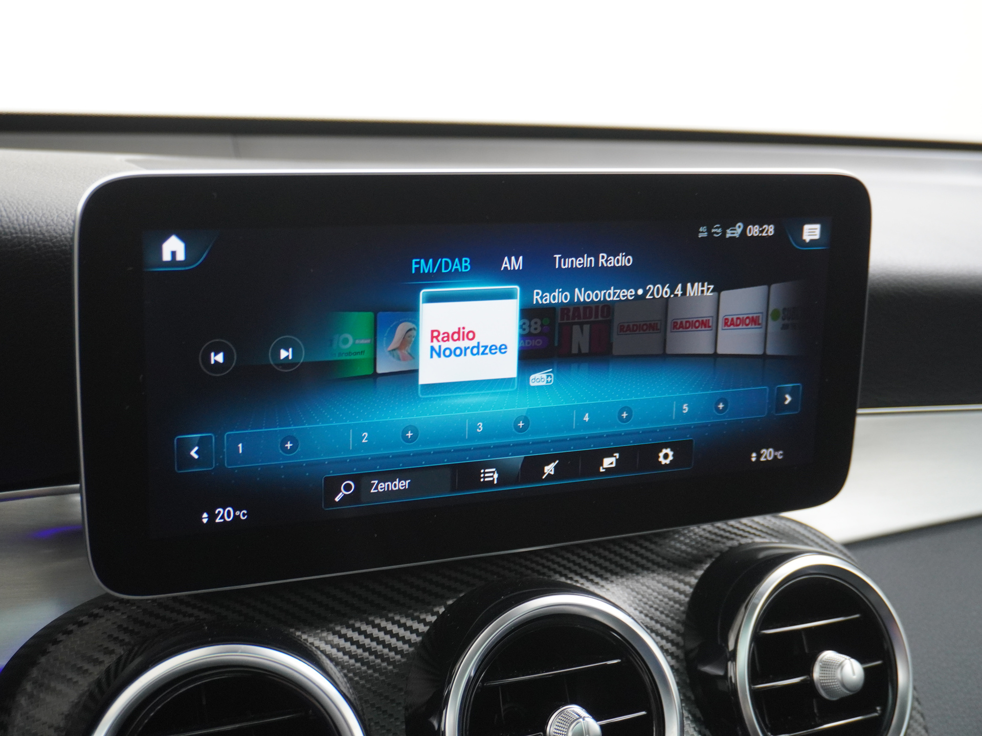 Foto van Mercedes-Benz GLC 300 E 4Matic
