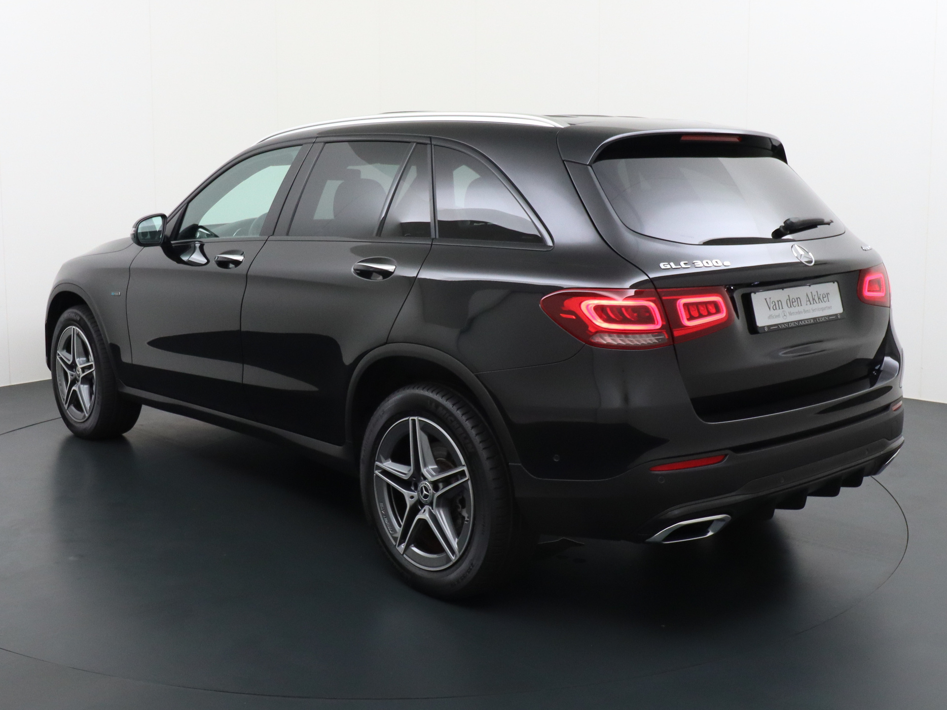 Foto van Mercedes-Benz GLC 300 E 4Matic