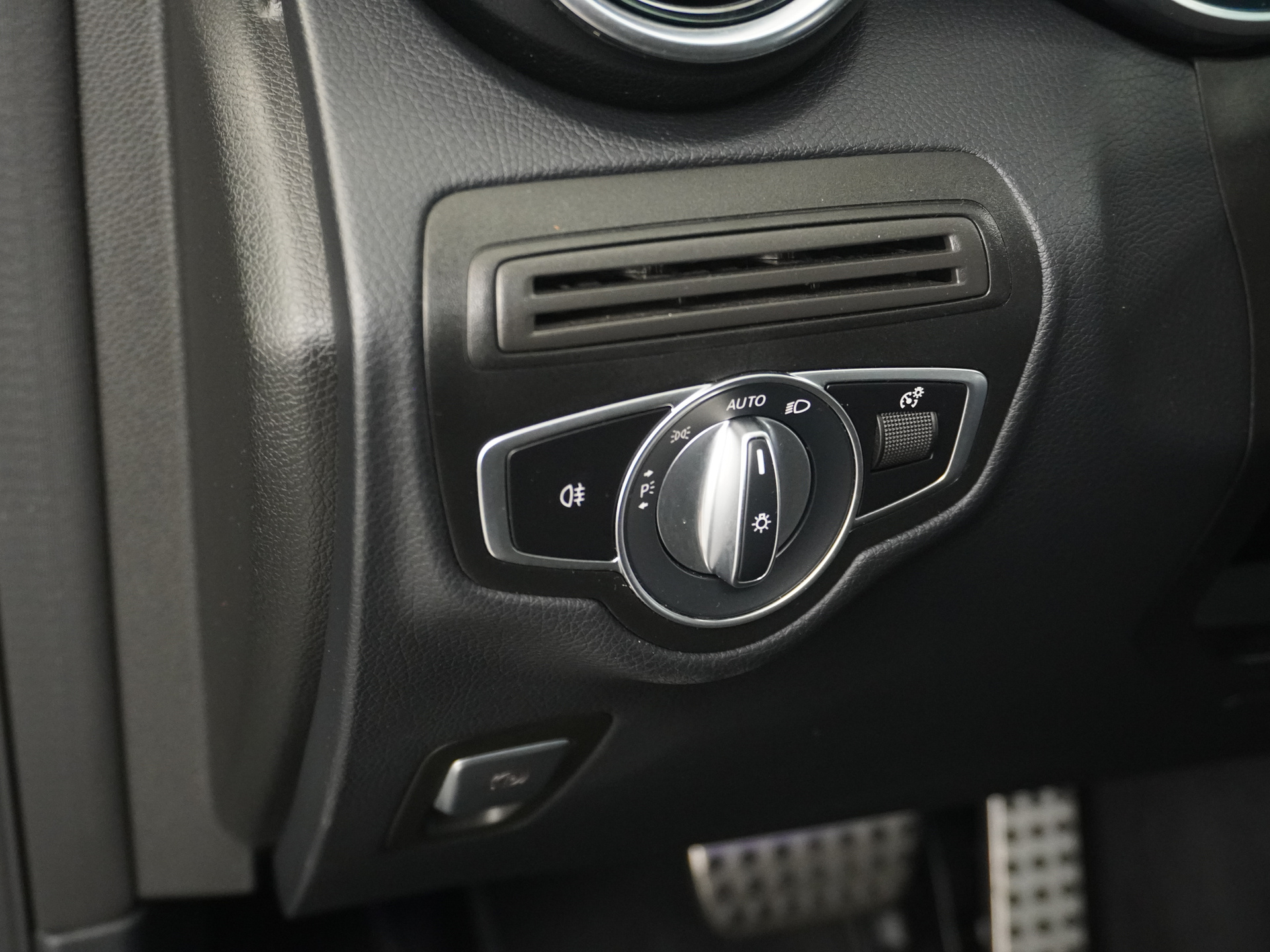 Foto van Mercedes-Benz GLC 300 E 4Matic