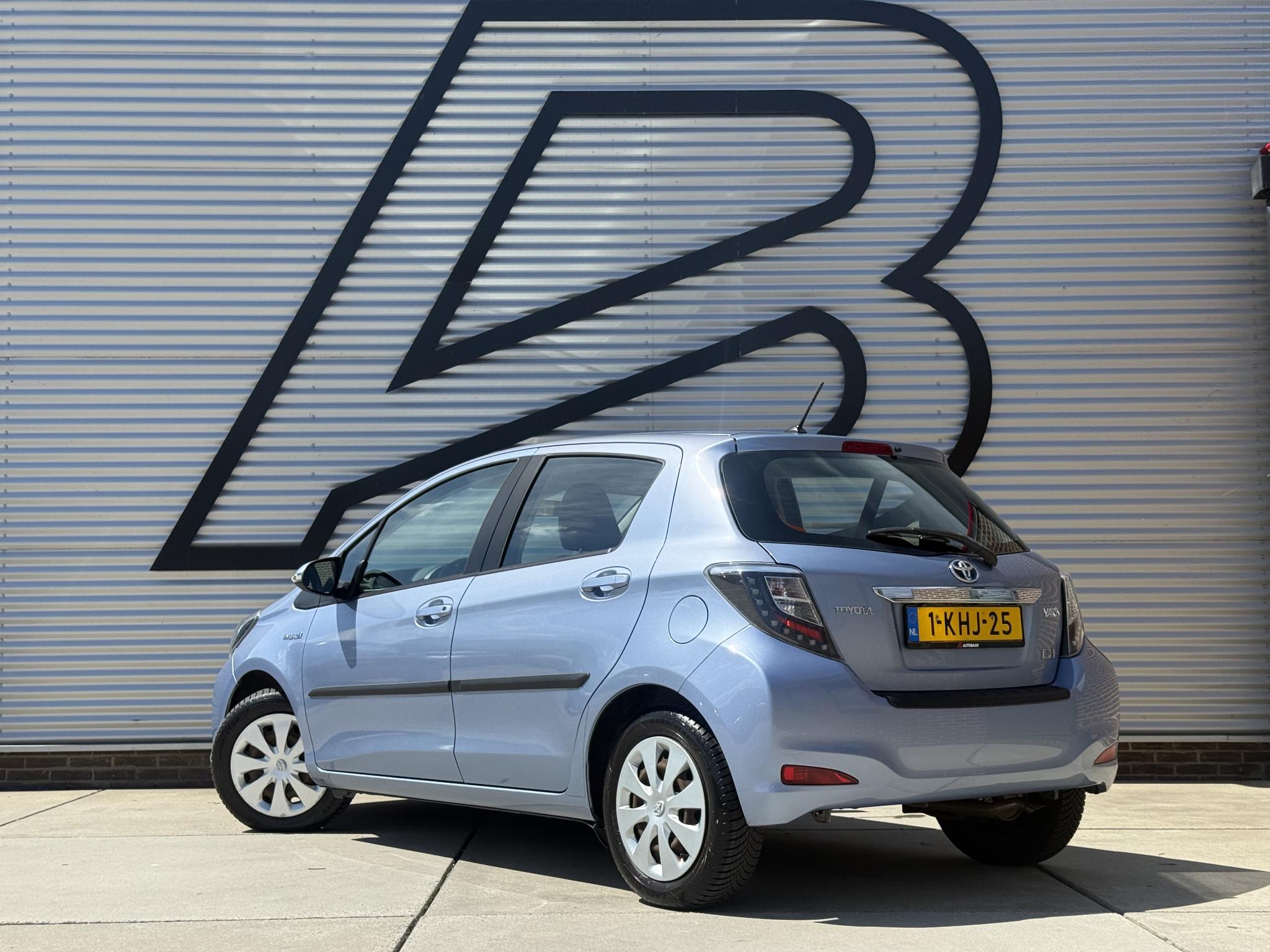 Foto van Toyota Toyota Yaris Hybrid
