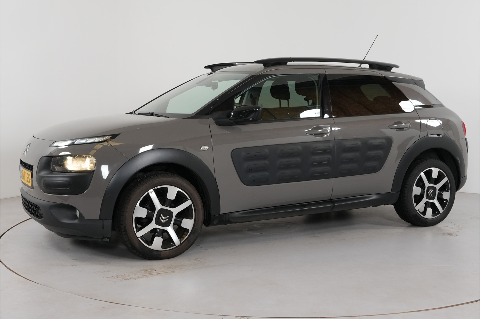Foto van Citroen C4 Cactus