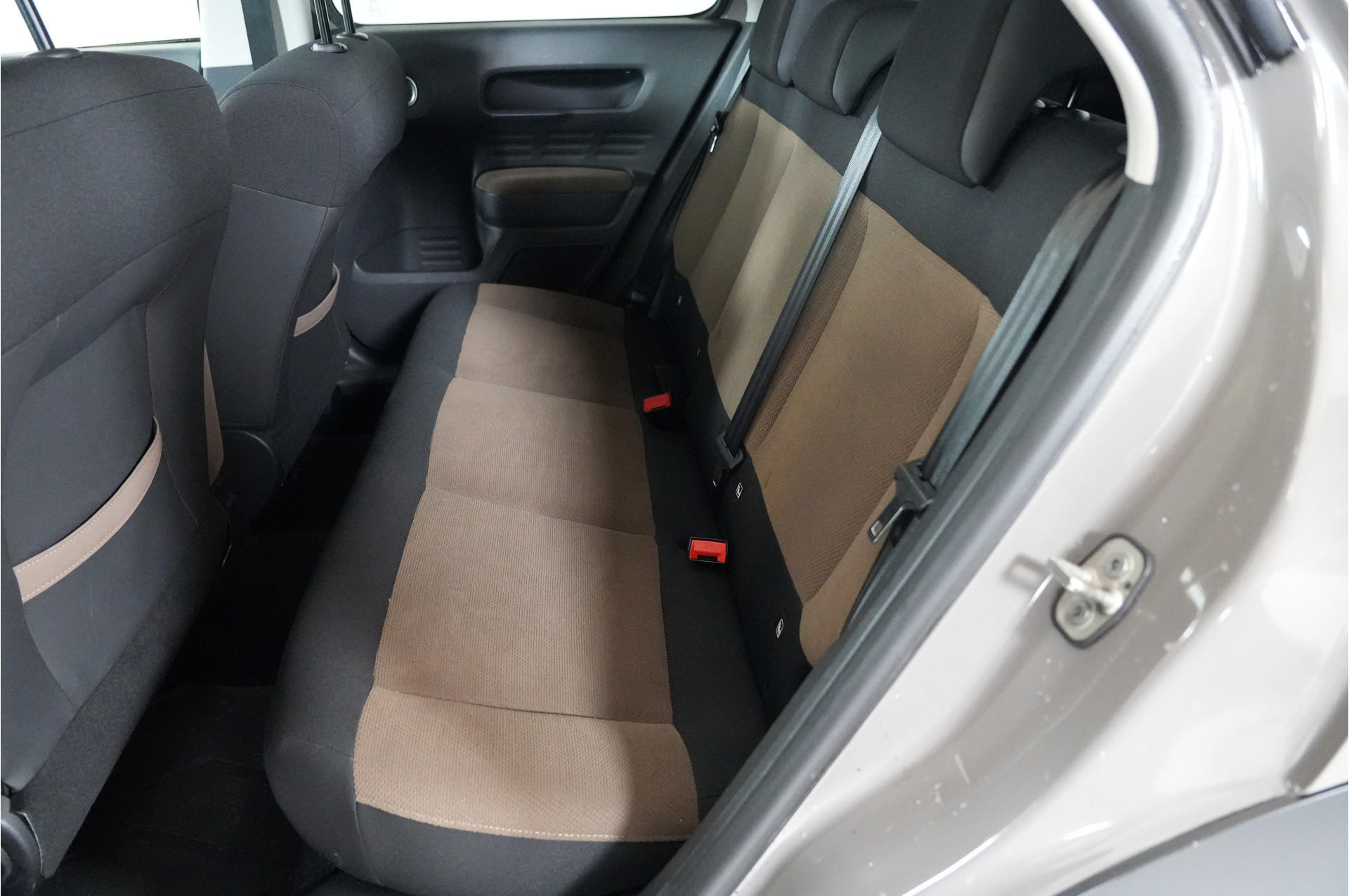 Foto van Citroen C4 Cactus