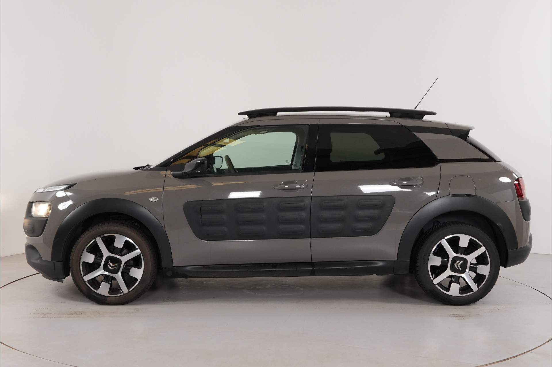 Foto van Citroen C4 Cactus