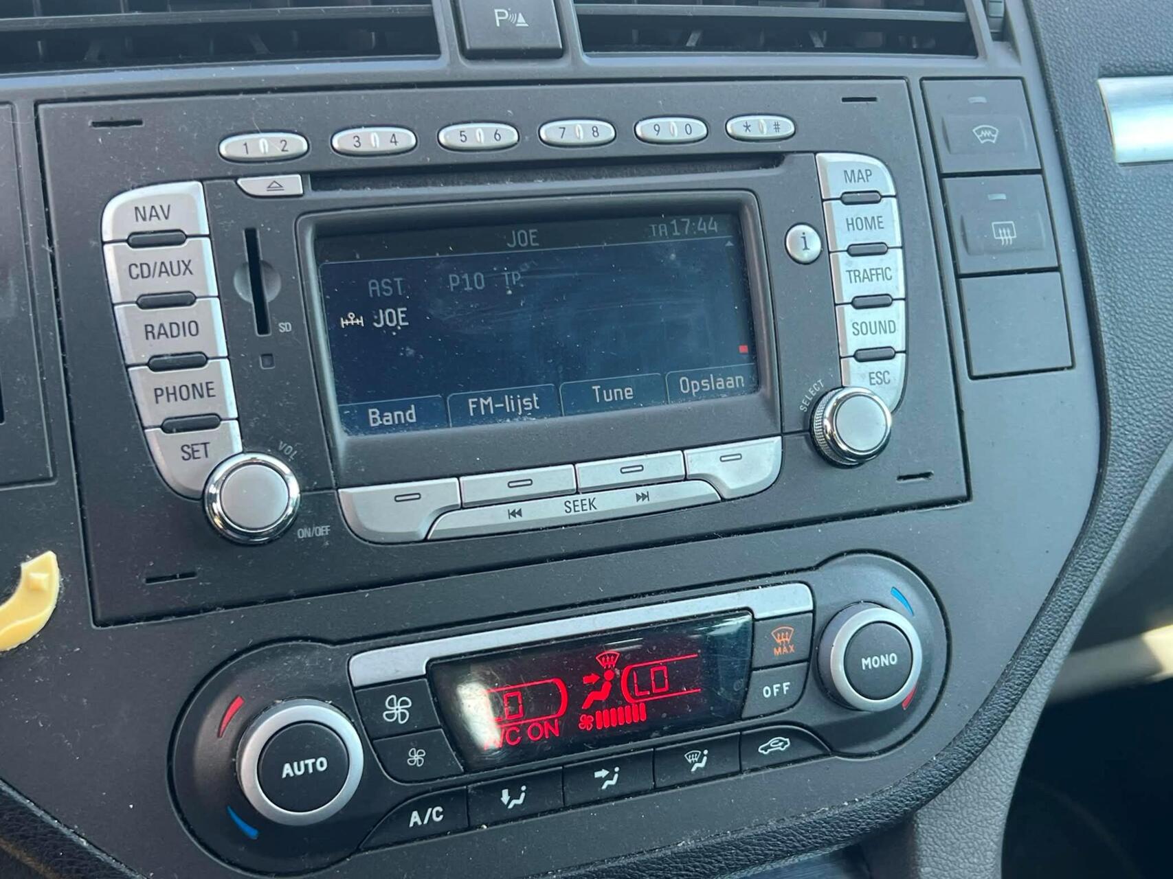 Foto van Ford C-max