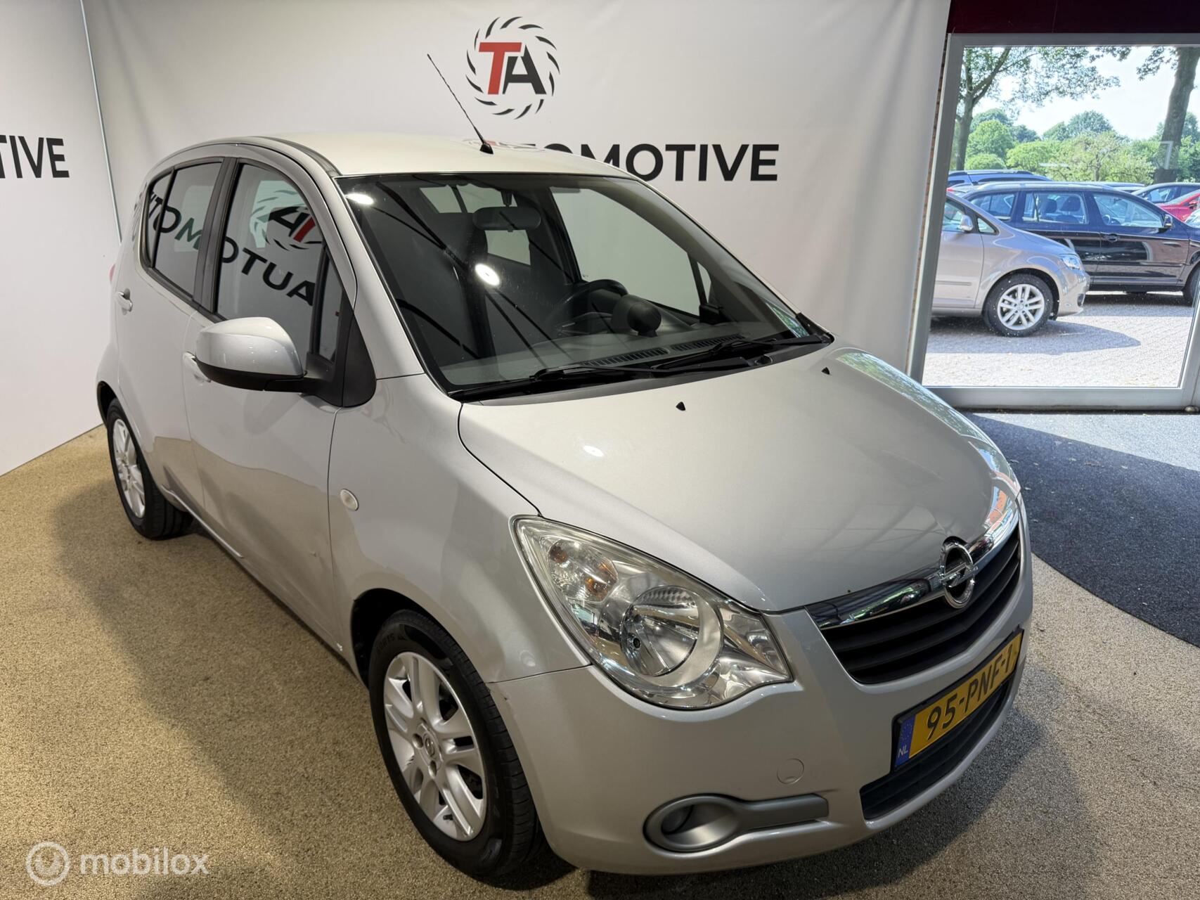 Foto van Opel Agila