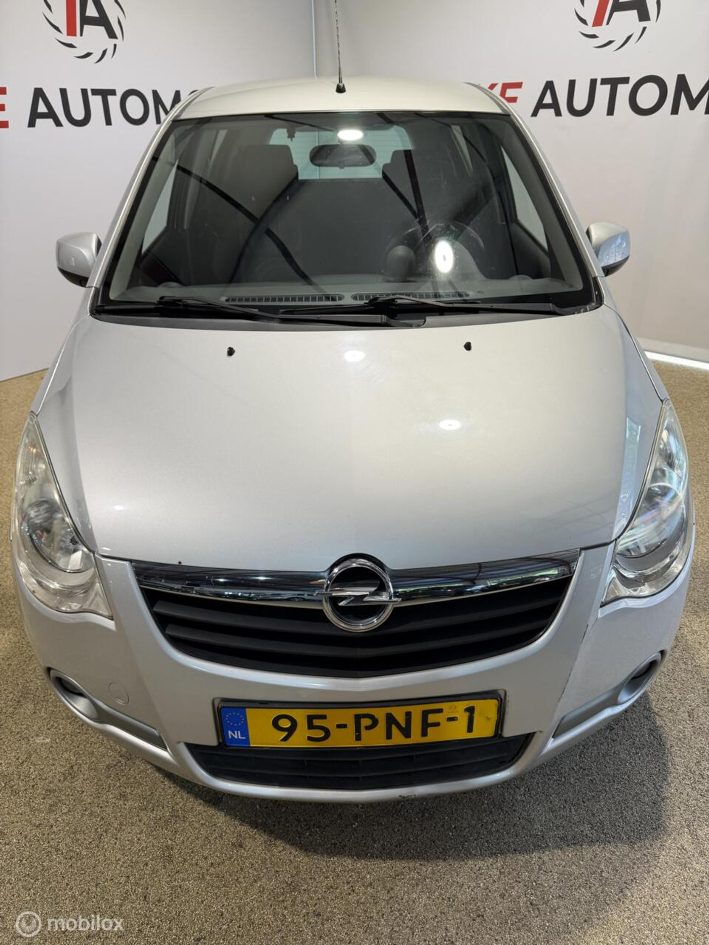 Foto van Opel Agila