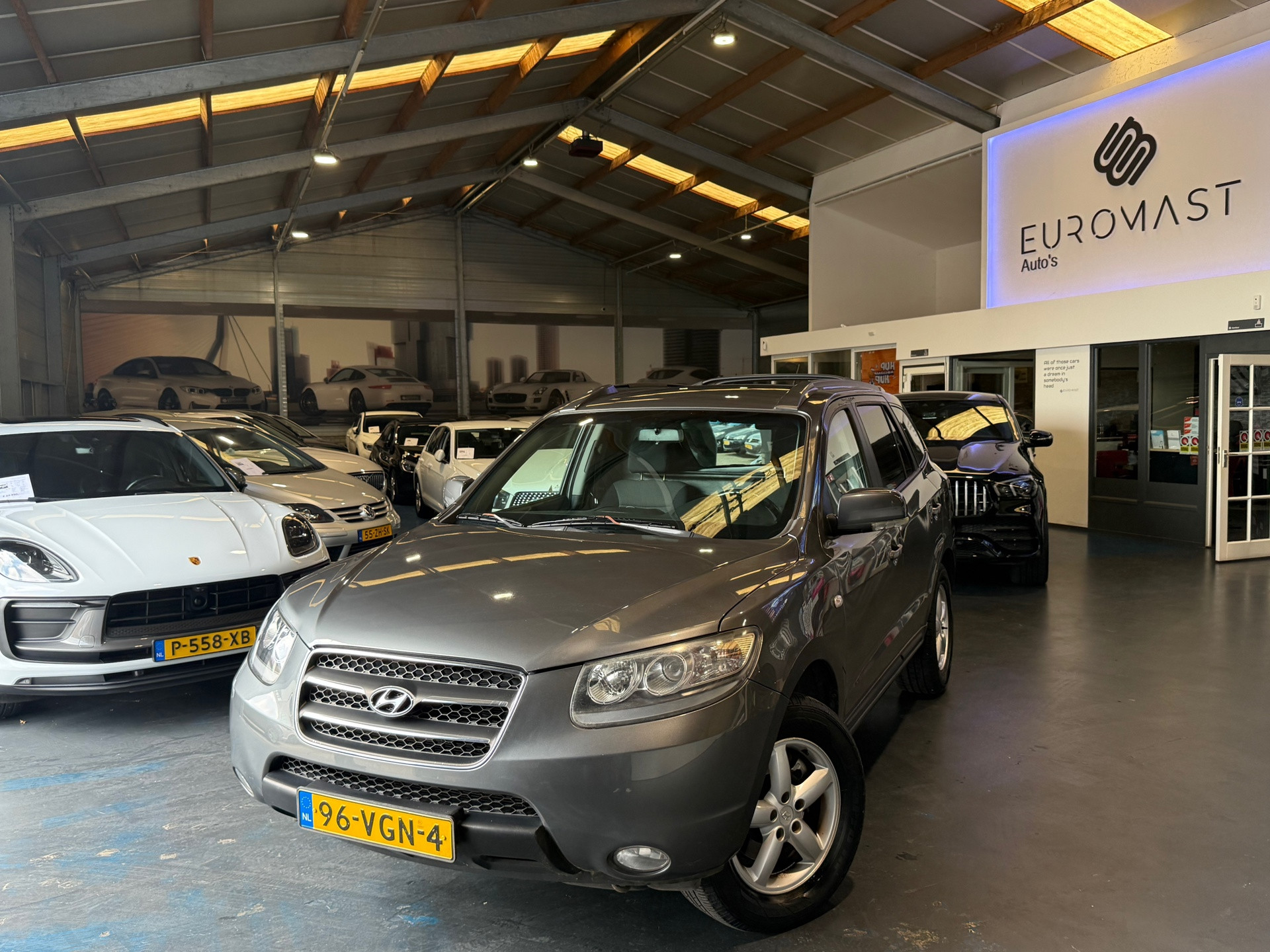 Foto van Hyundai Santa Fe 2.2 Crdi Van