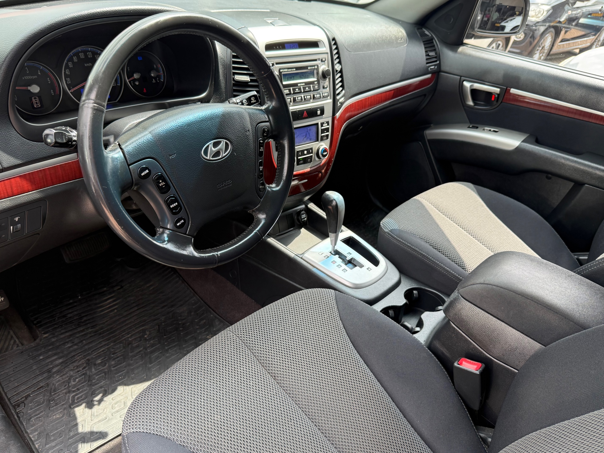 Foto van Hyundai Santa Fe 2.2 Crdi Van