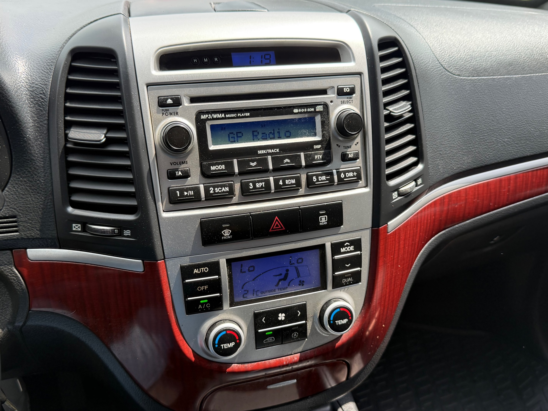 Foto van Hyundai Santa Fe 2.2 Crdi Van