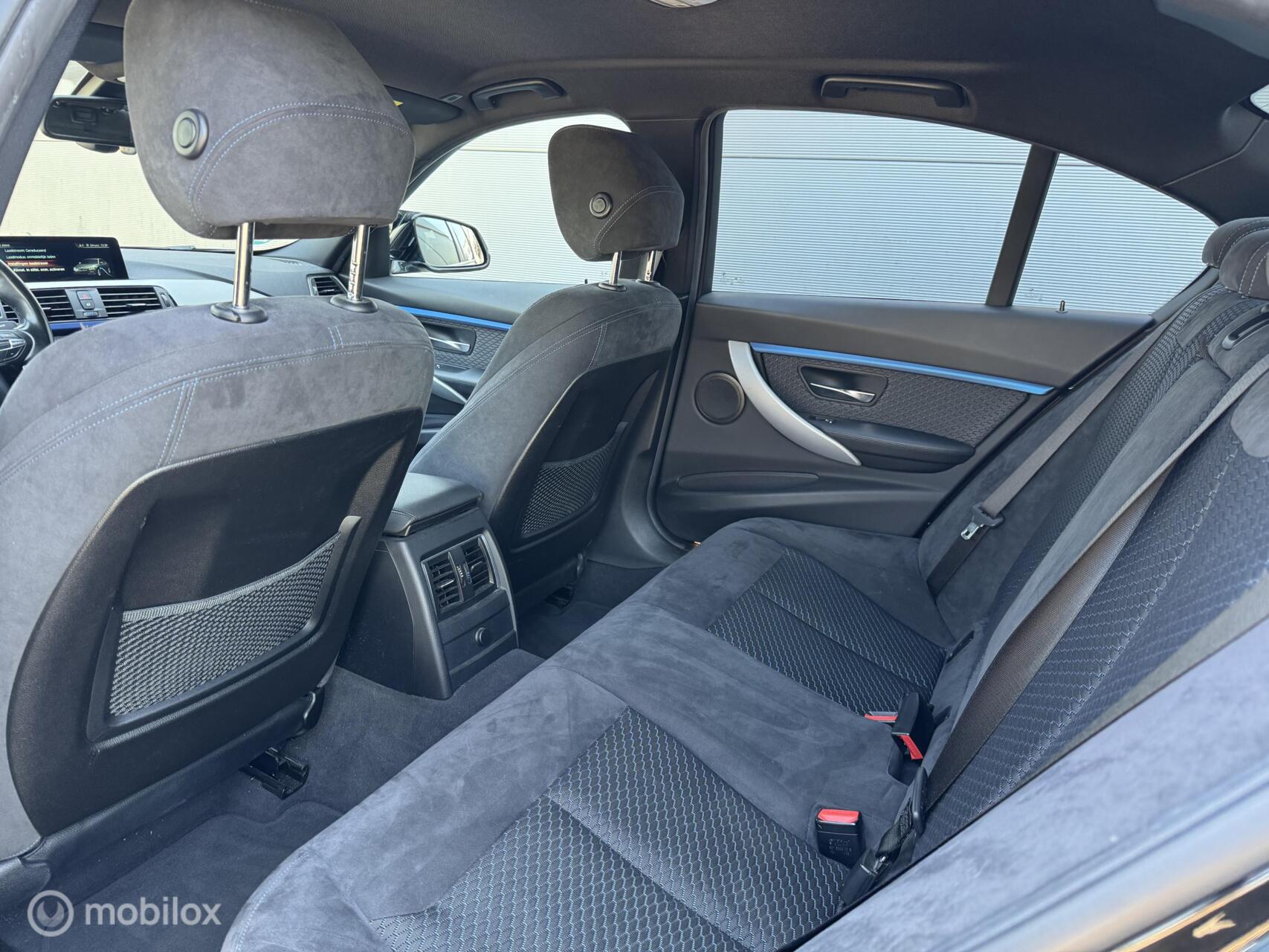 Foto van BMW 330e Iperformance
