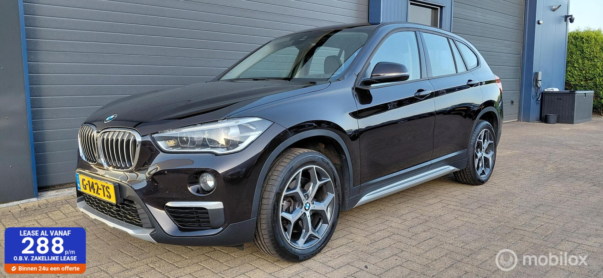 BMW X1 xDrive20i Centennial High Executive 2016 - voorkant