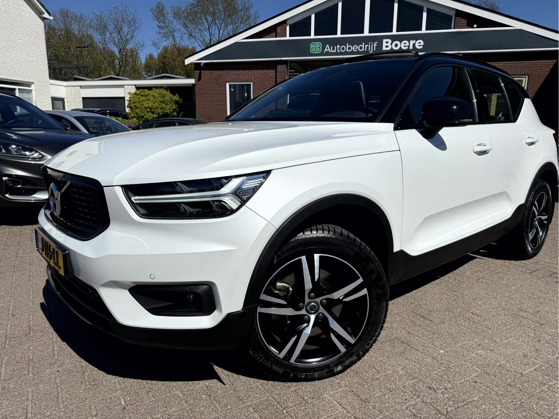 Volvo XC40 2.0 B4 R-Design 2020 - voorkant