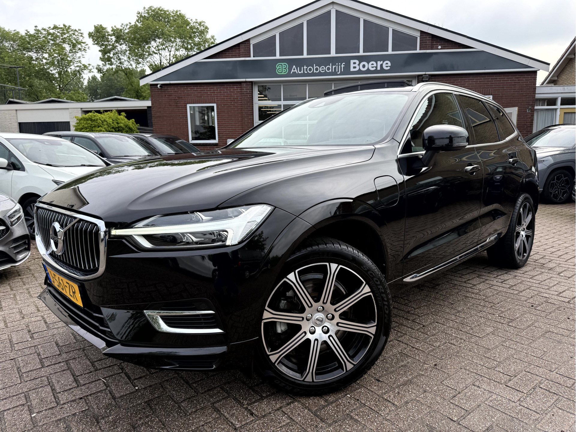 Volvo Xc60 2.0 T6 AWD Business Pro 2020 - voorkant