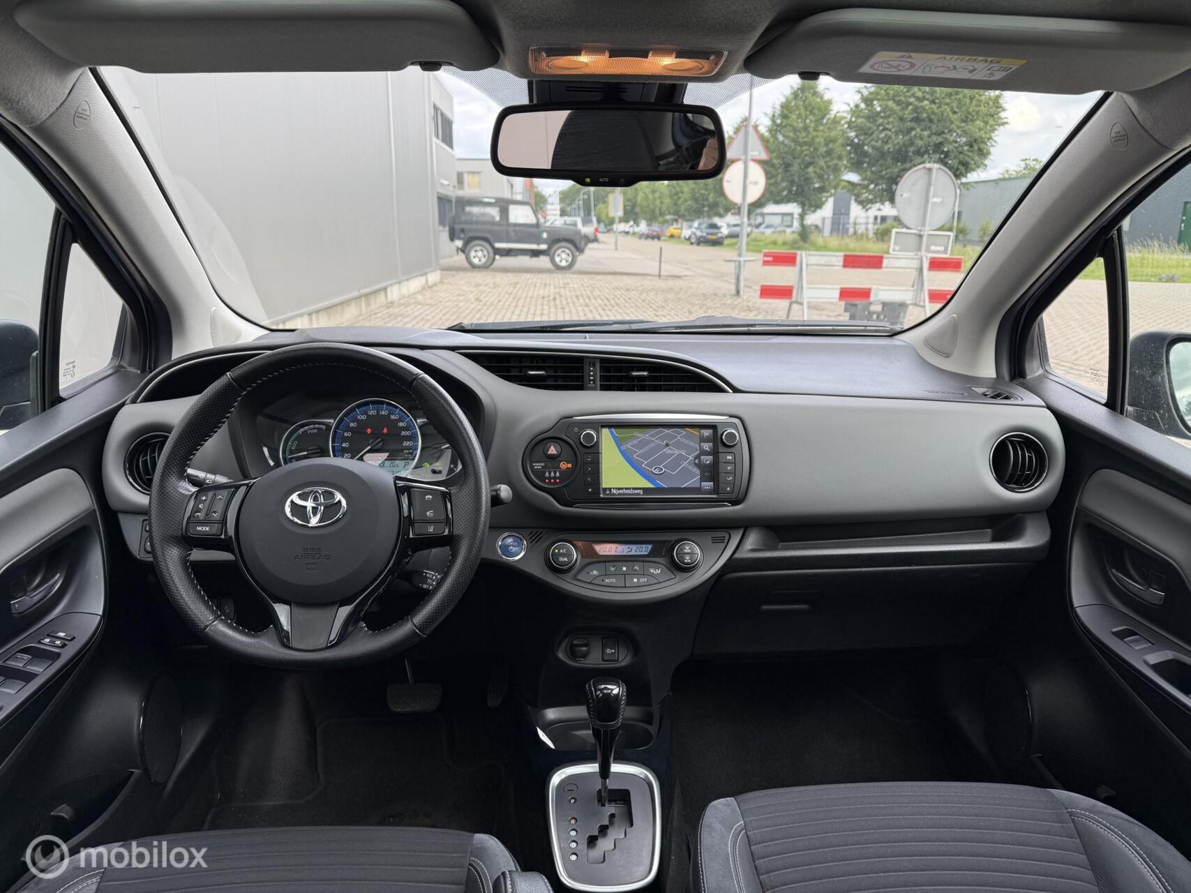 Foto van Toyota Toyota Yaris Hybrid