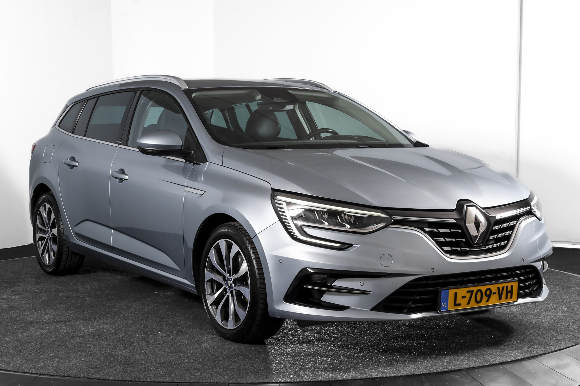 Foto van Renault Megane E-tech Plug-in Hybrid