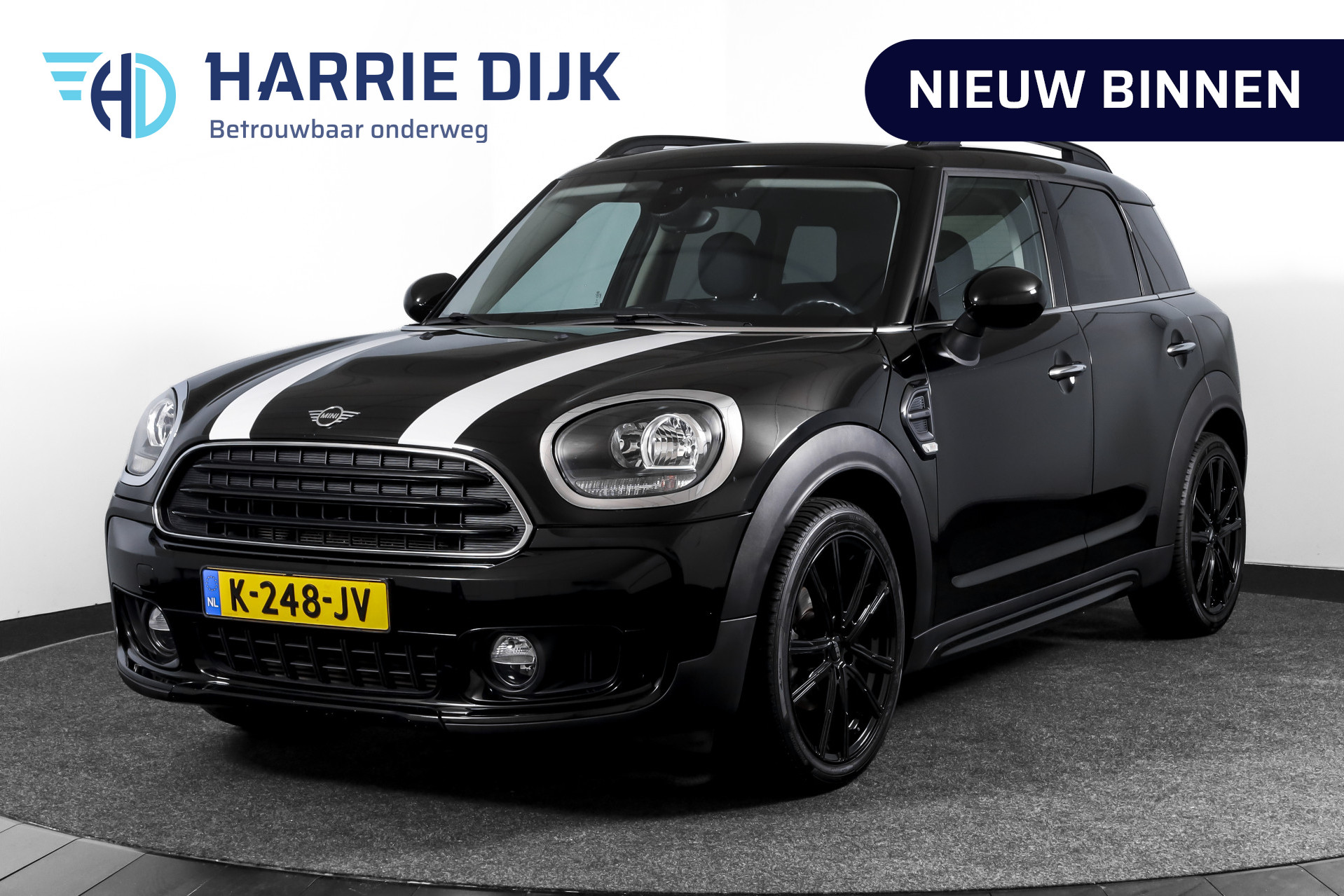 Foto van MINI COUNTRYMAN ONE