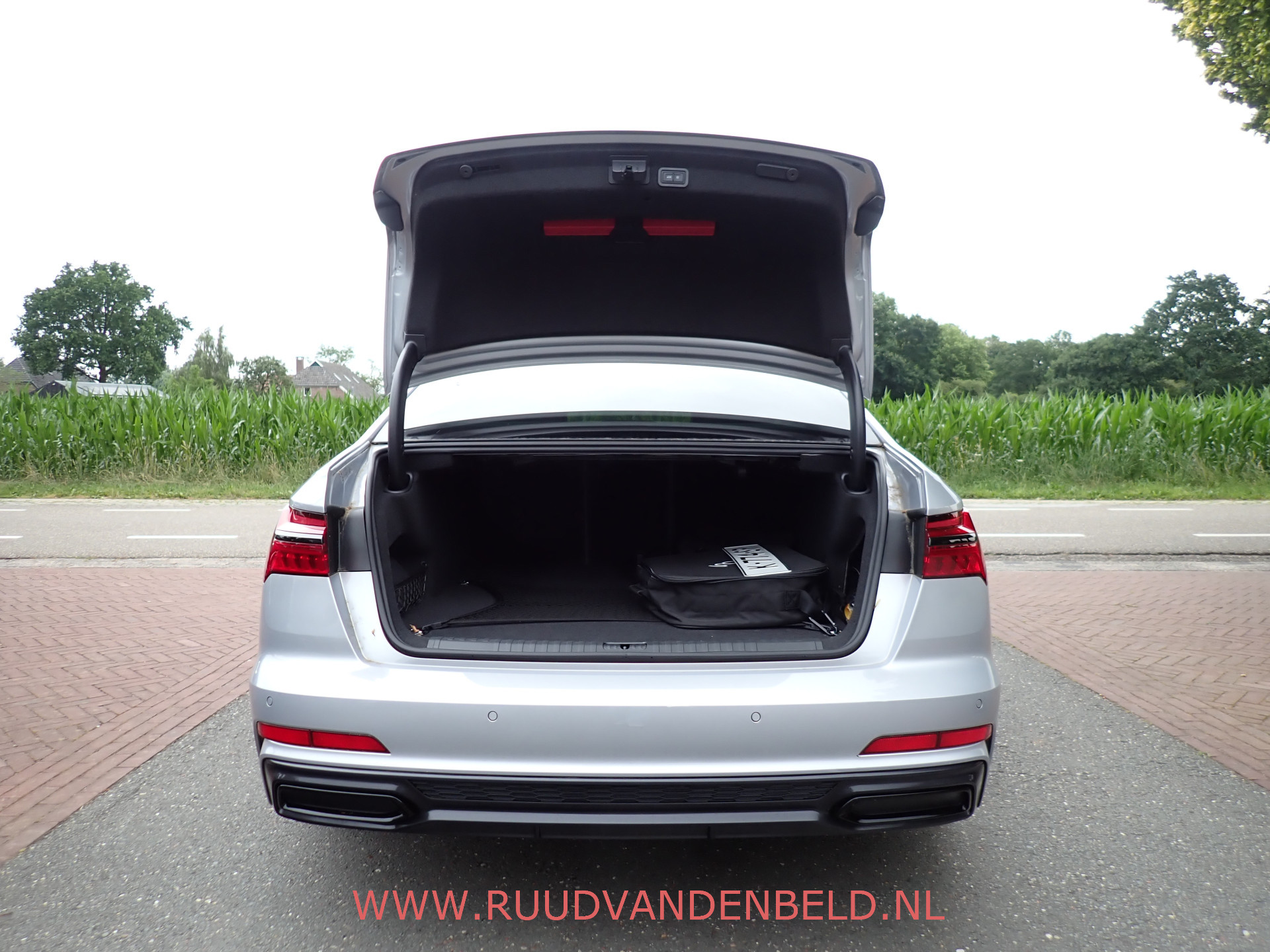 Foto van Audi A6 55 TFSI E