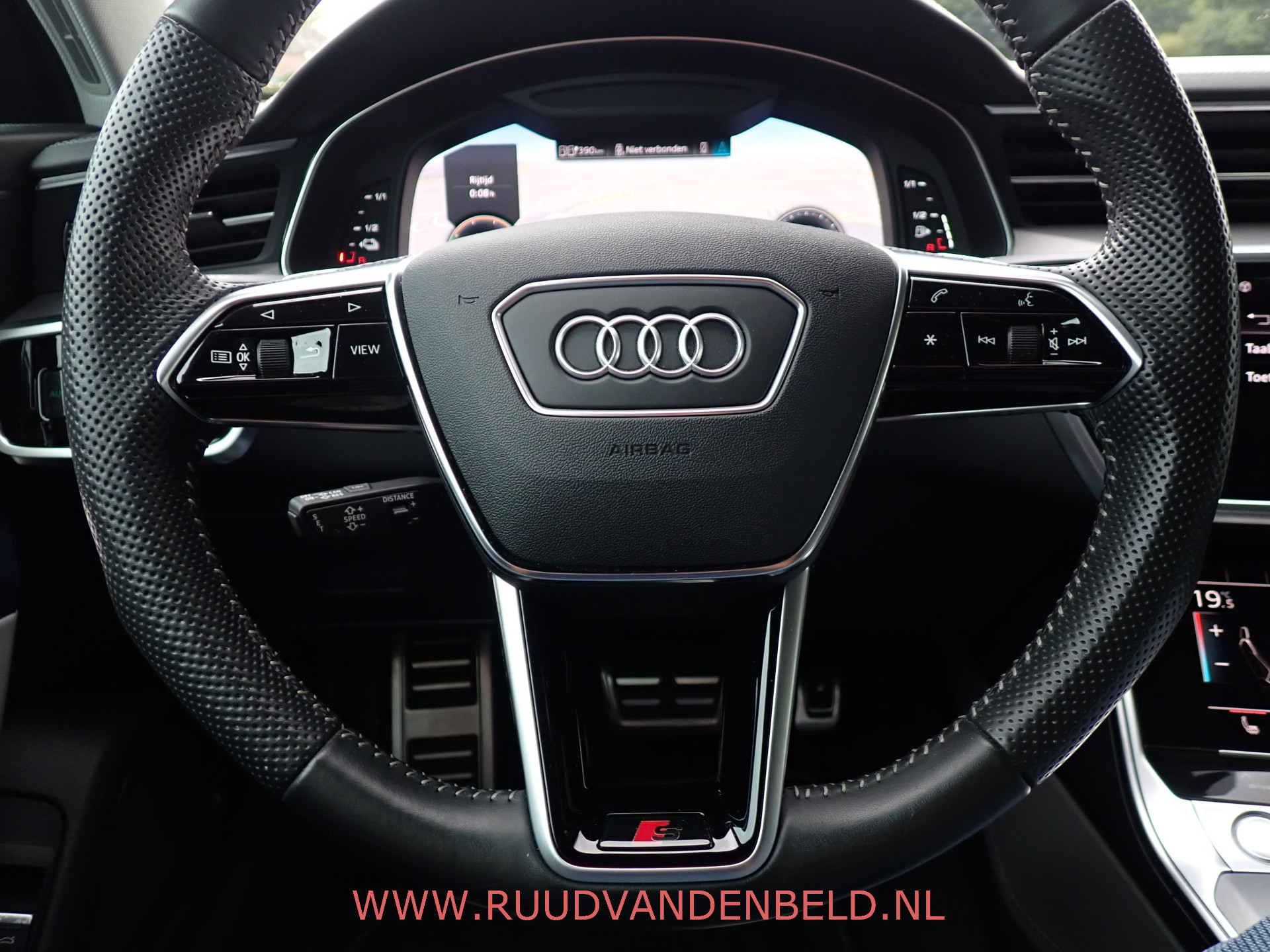 Foto van Audi A6 55 TFSI E