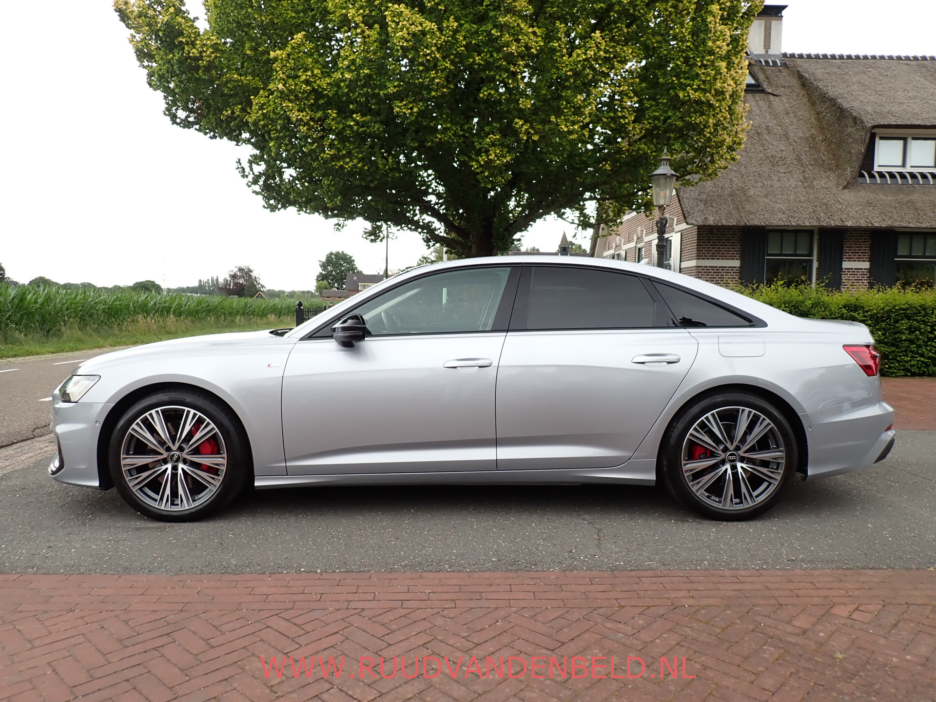 Foto van Audi A6 55 TFSI E