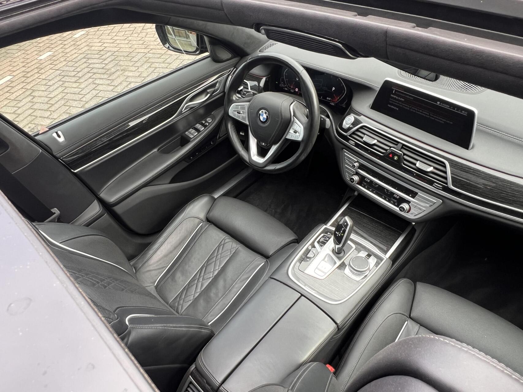 Foto van BMW 730d xDrive