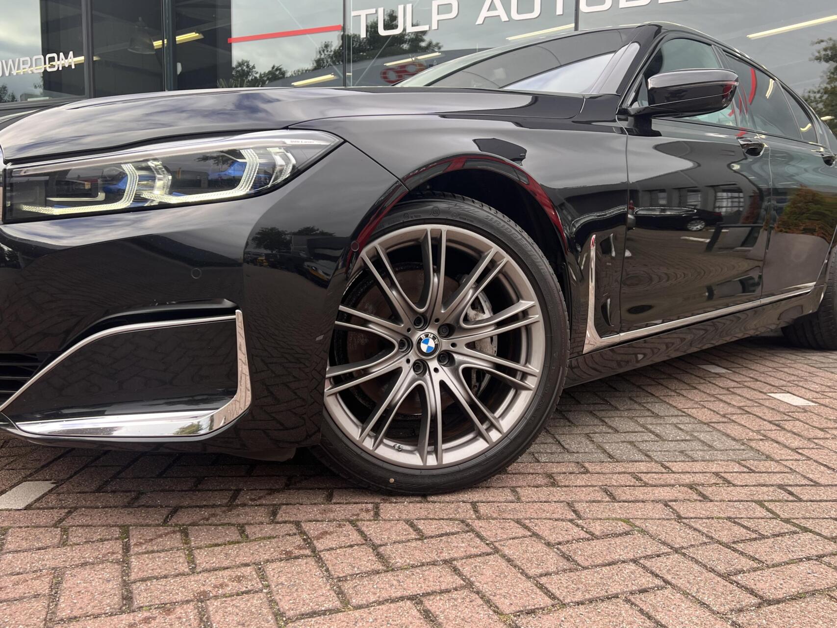 Foto van BMW 730d xDrive
