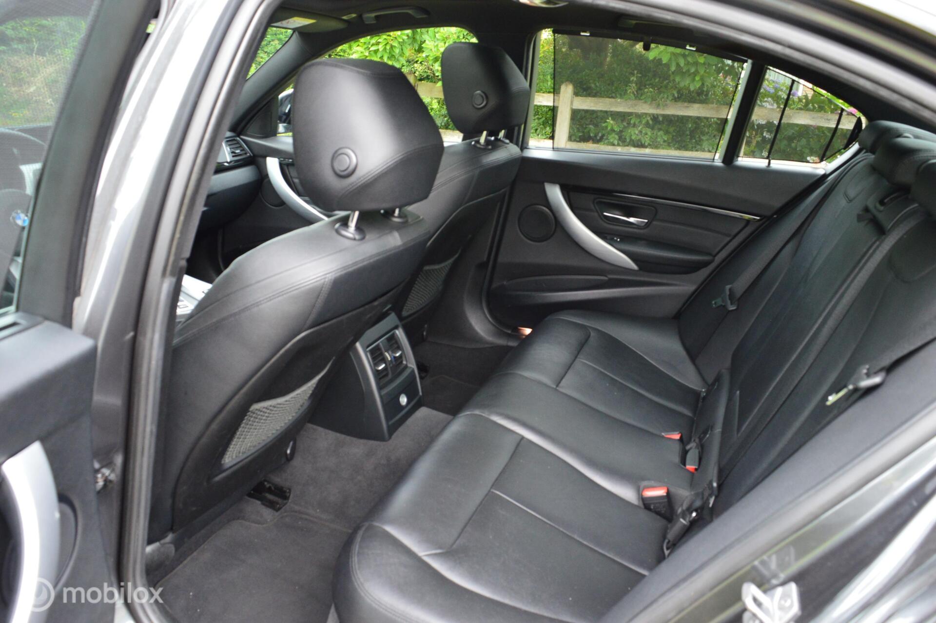 Foto van BMW 330e
