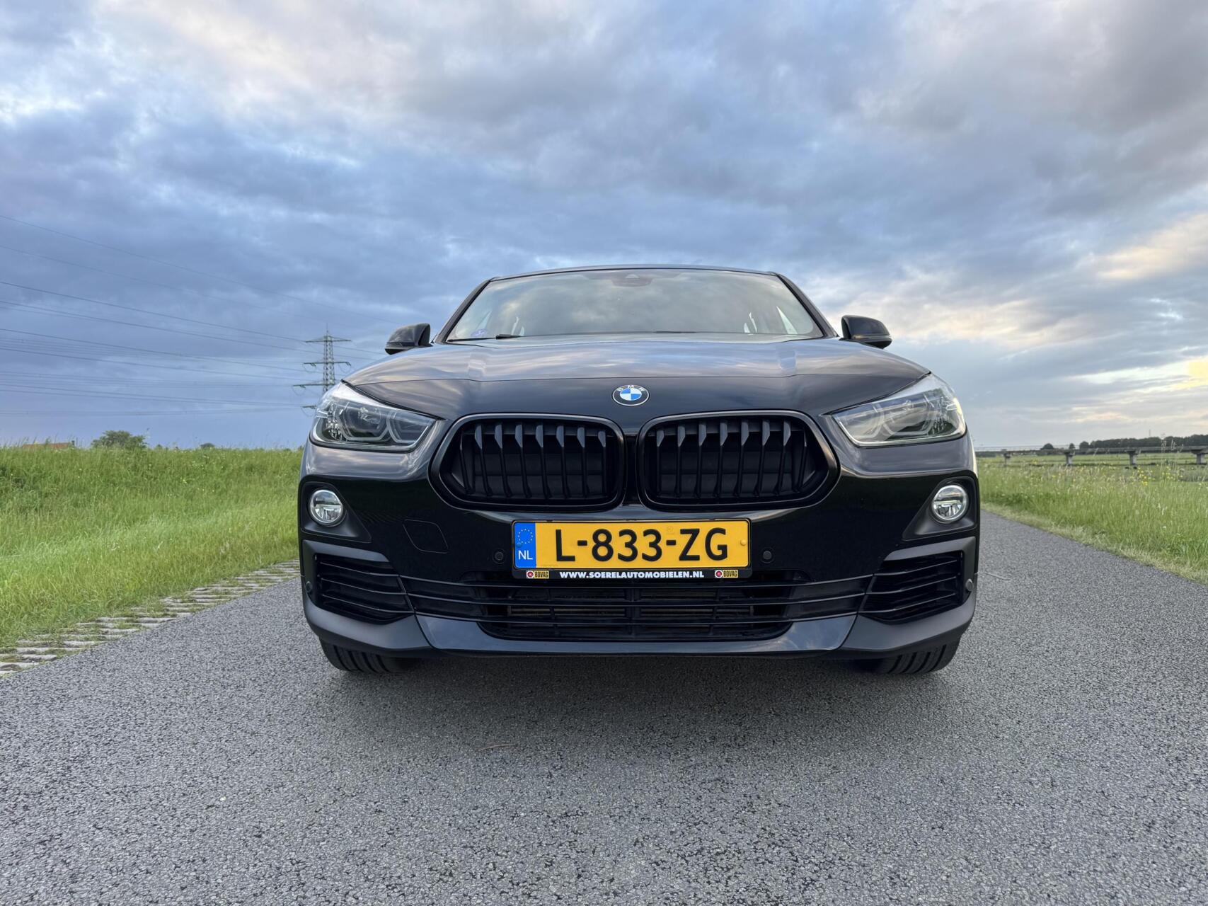 Foto van BMW X2 Sdrive18i
