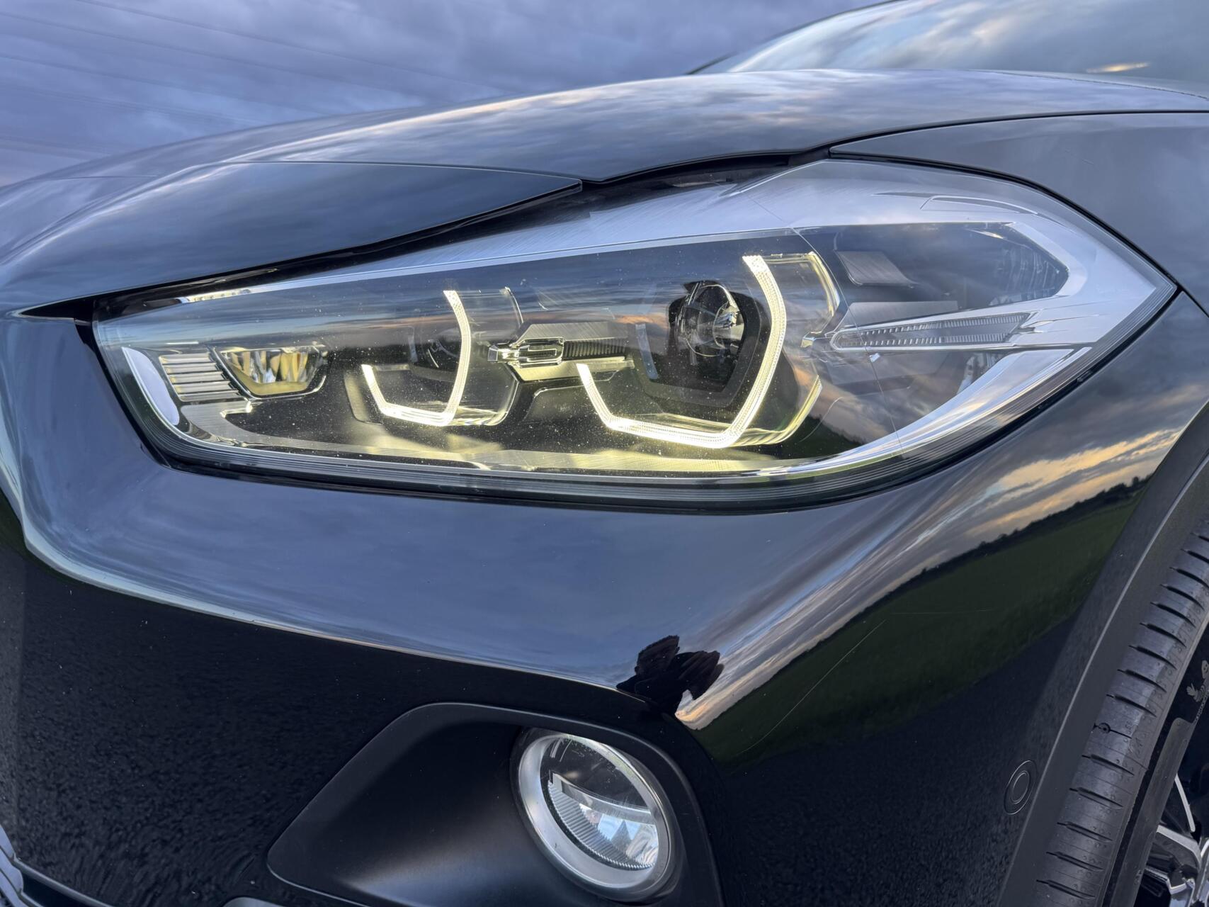 Foto van BMW X2 Sdrive18i