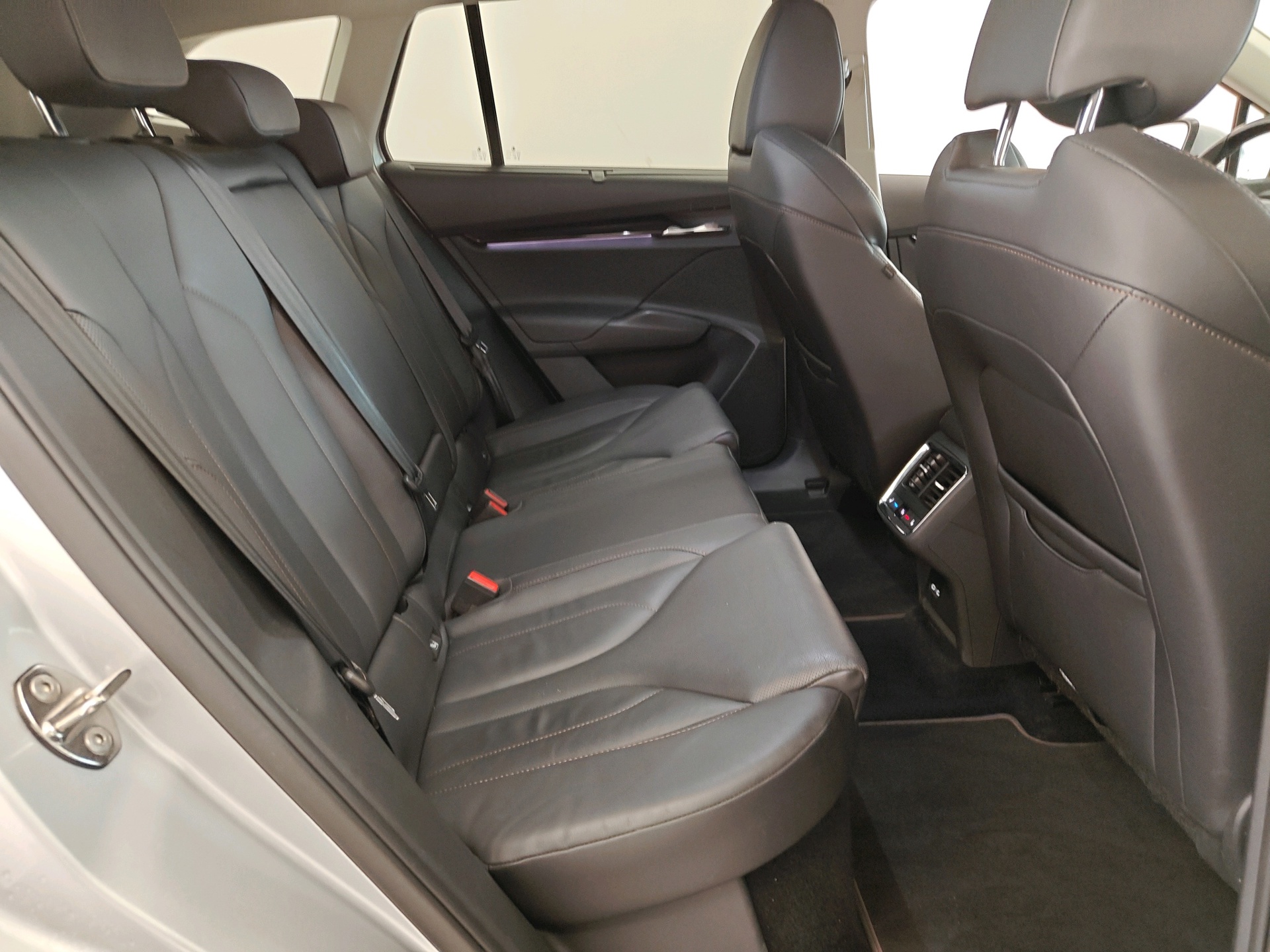 Foto van Skoda Enyaq 80