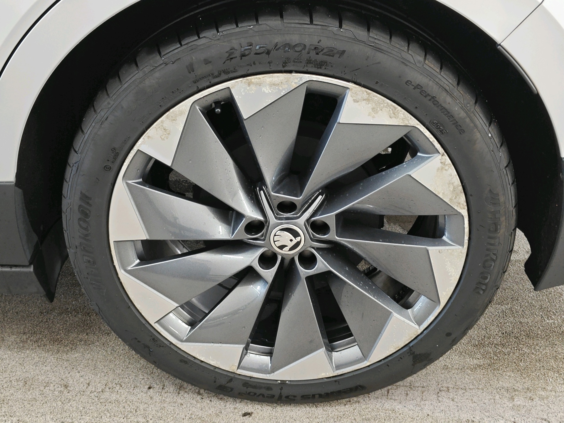 Foto van Skoda Enyaq 80