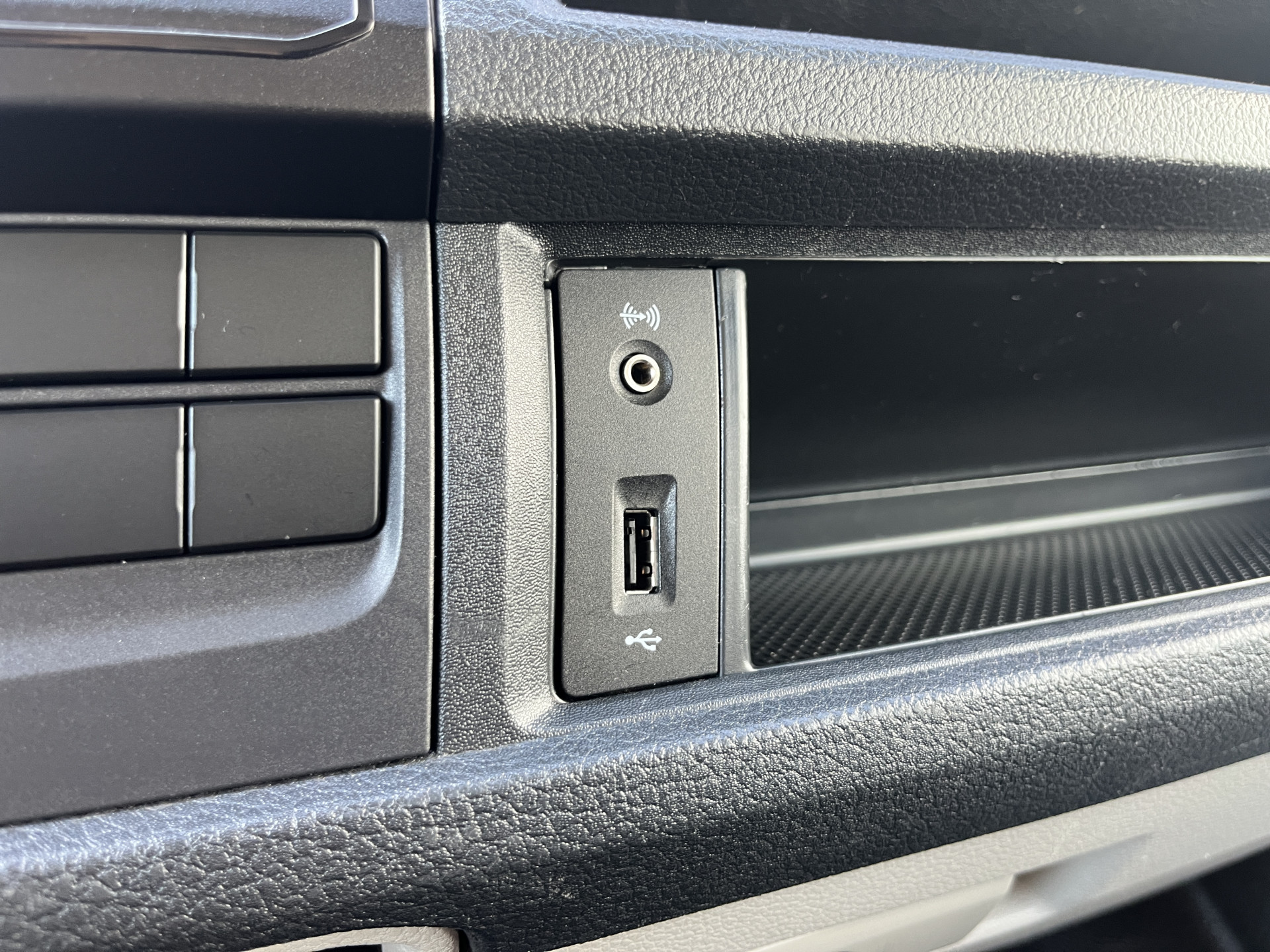 Foto van Volkswagen Transporter Kombi