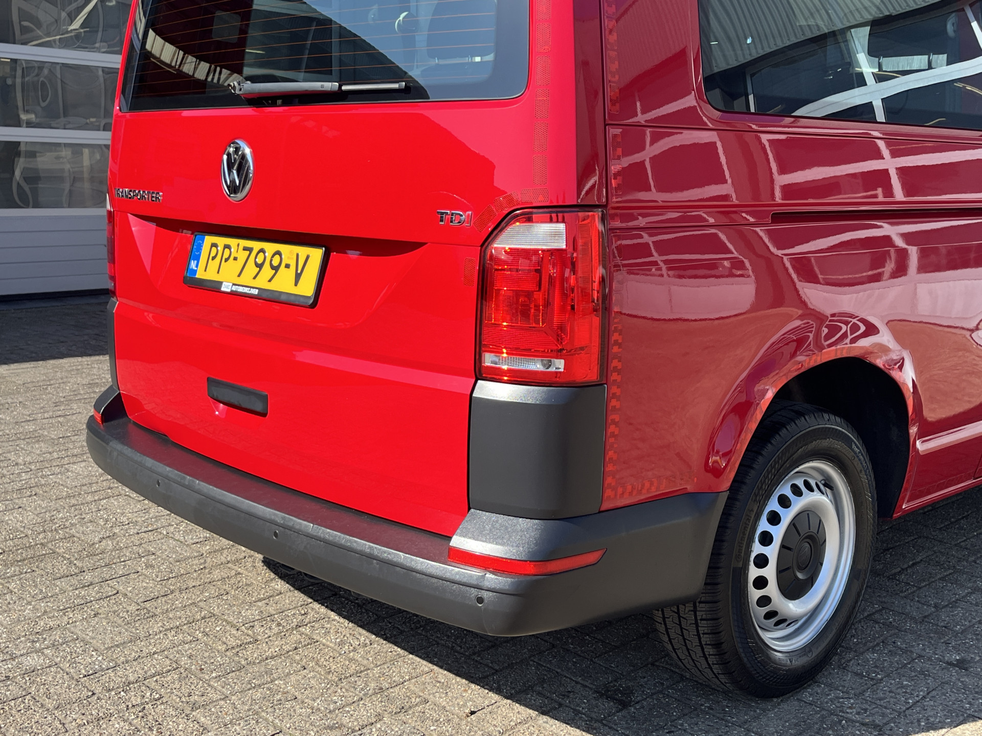 Foto van Volkswagen Transporter Kombi