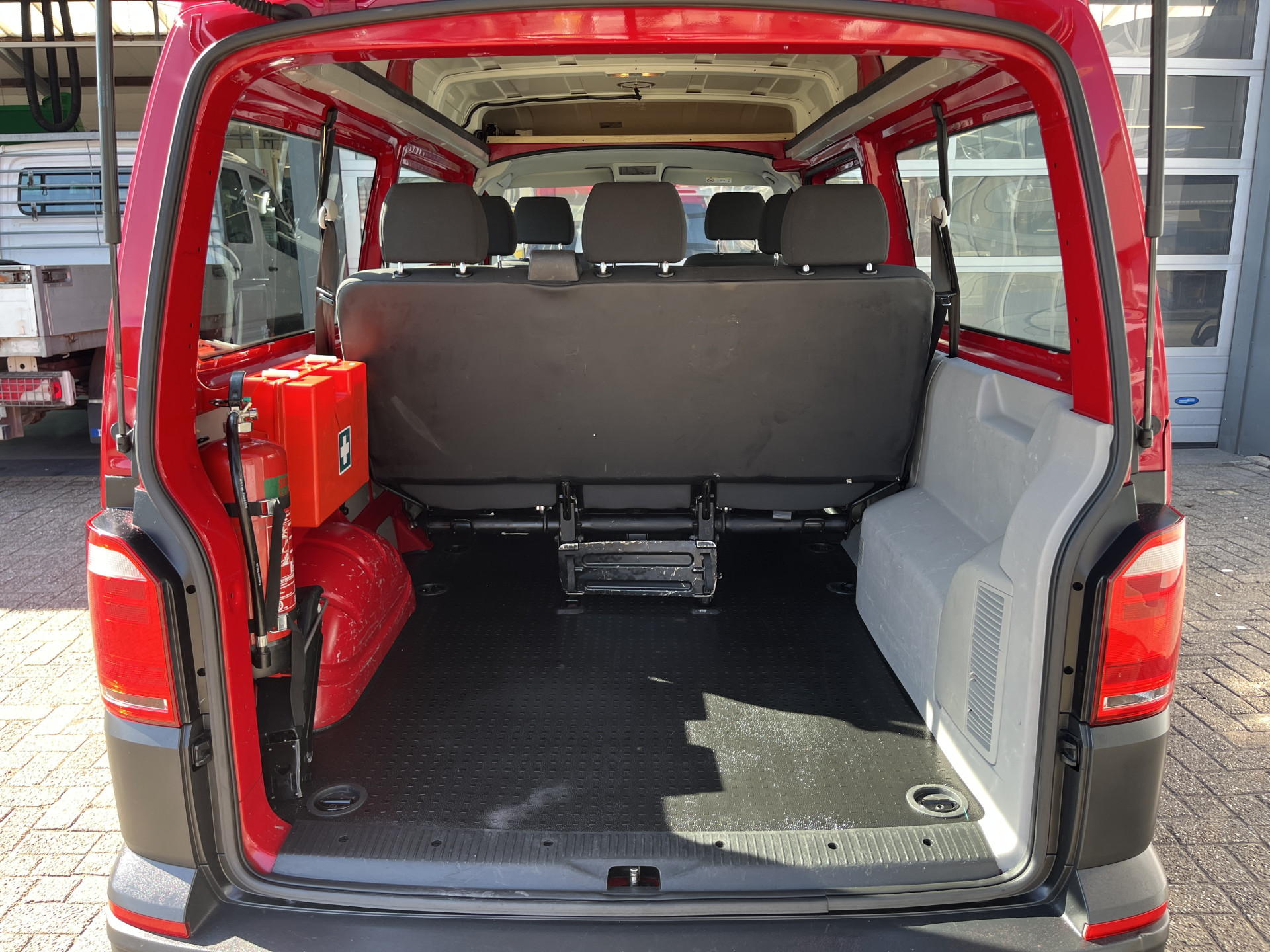 Foto van Volkswagen Transporter Kombi