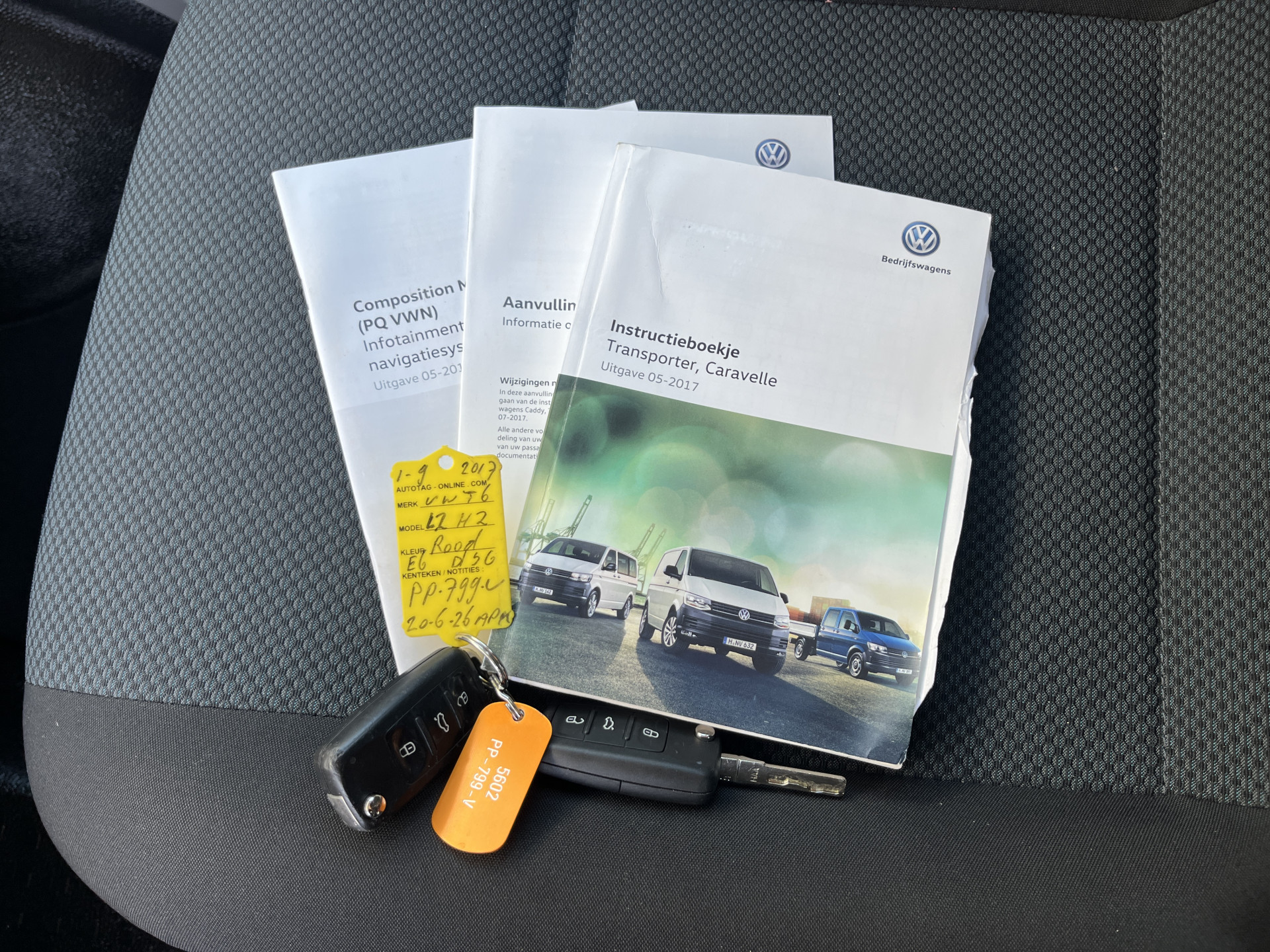 Foto van Volkswagen Transporter Kombi