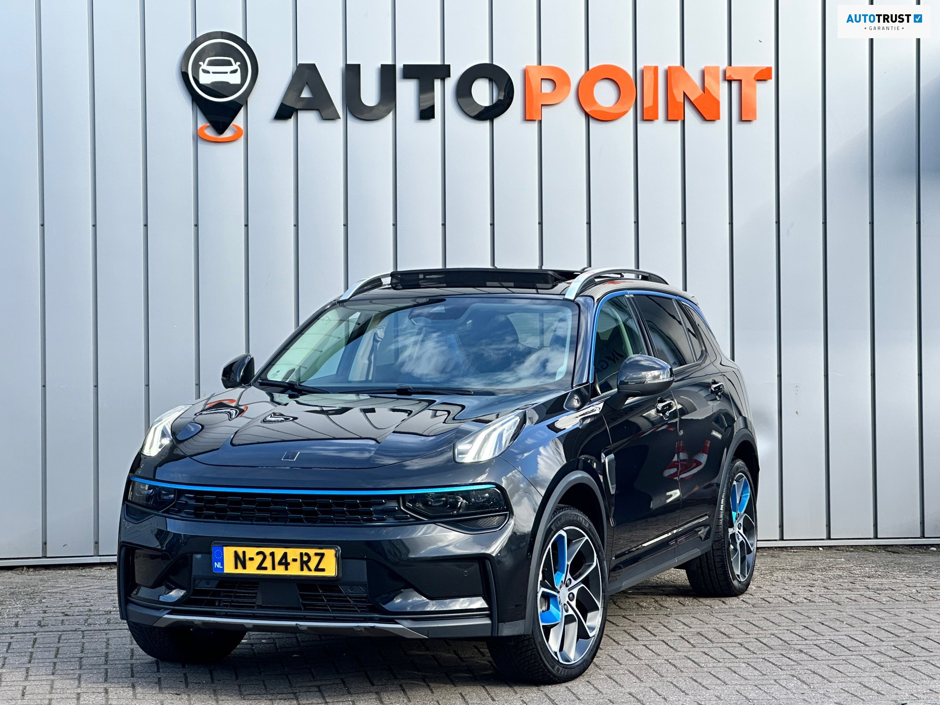 Foto van LYNK&CO LYNK & CO 01