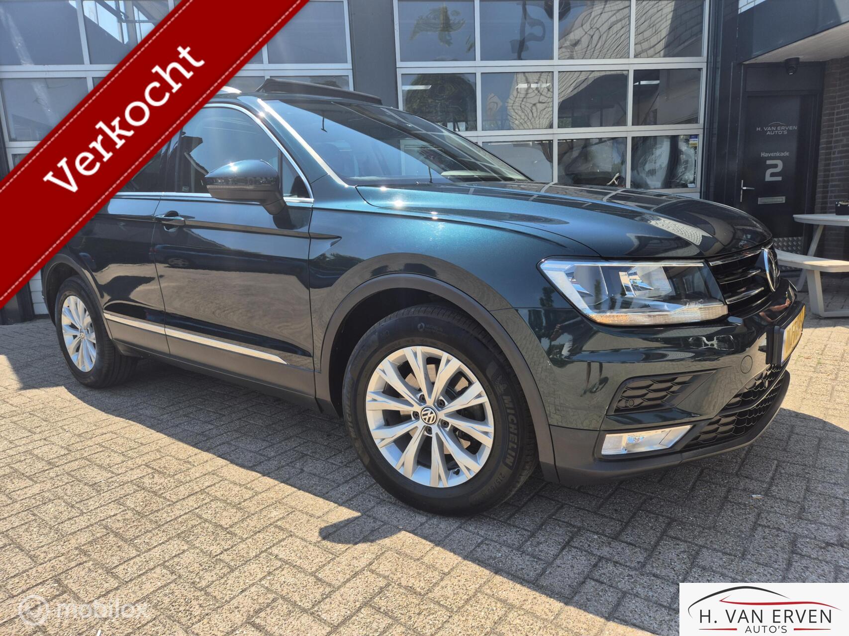 Volkswagen Tiguan 1.4 TSI SCHUIFKANTELDAK DSG MASSAGE PDC 2017 - voorkant