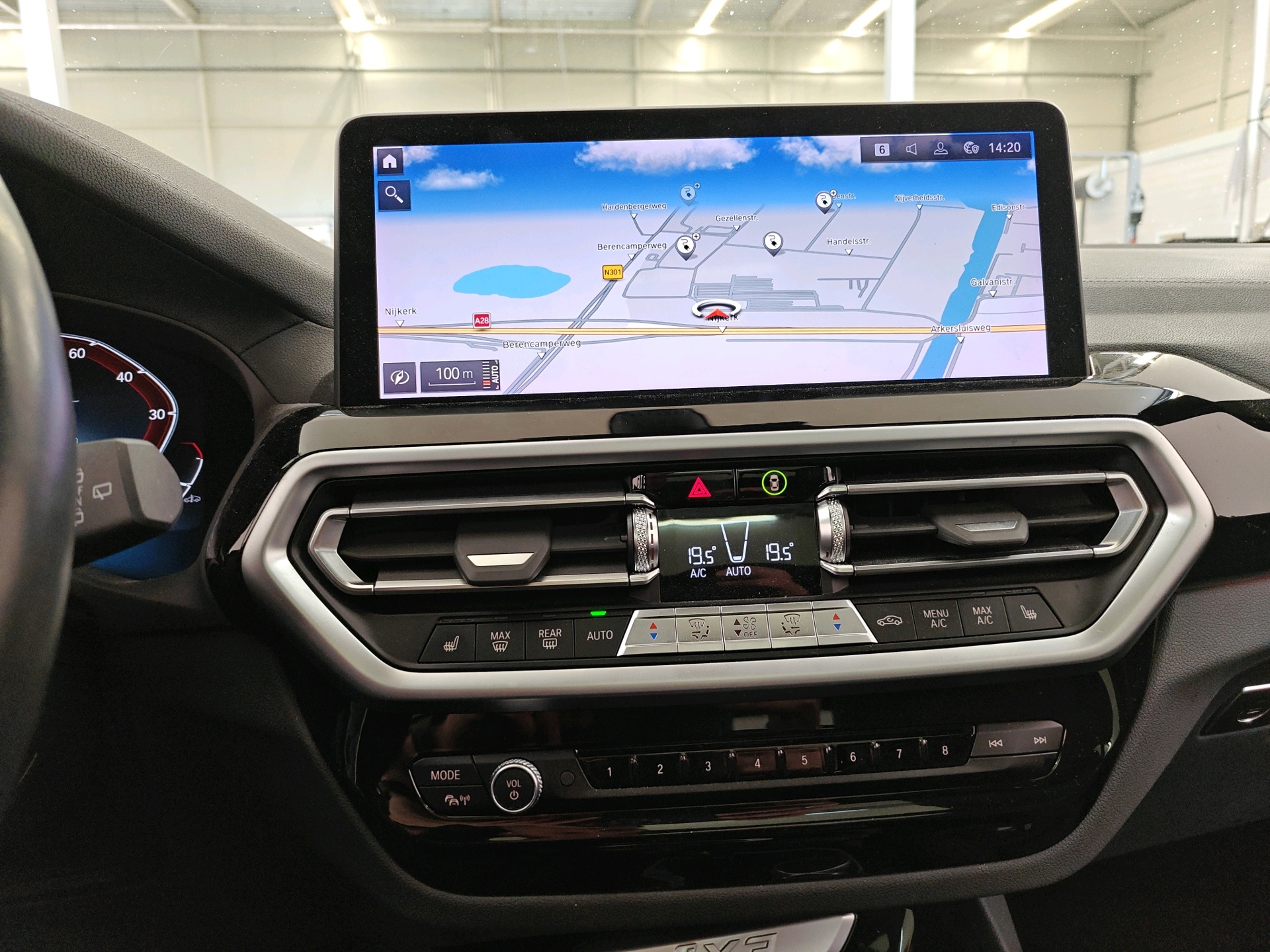 Foto van BMW Ix3