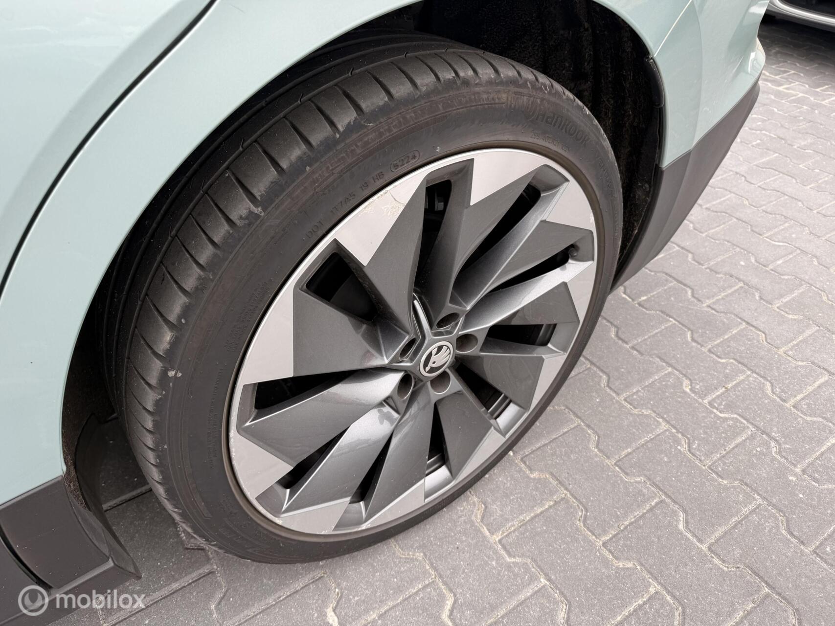 Foto van Skoda Enyaq 80