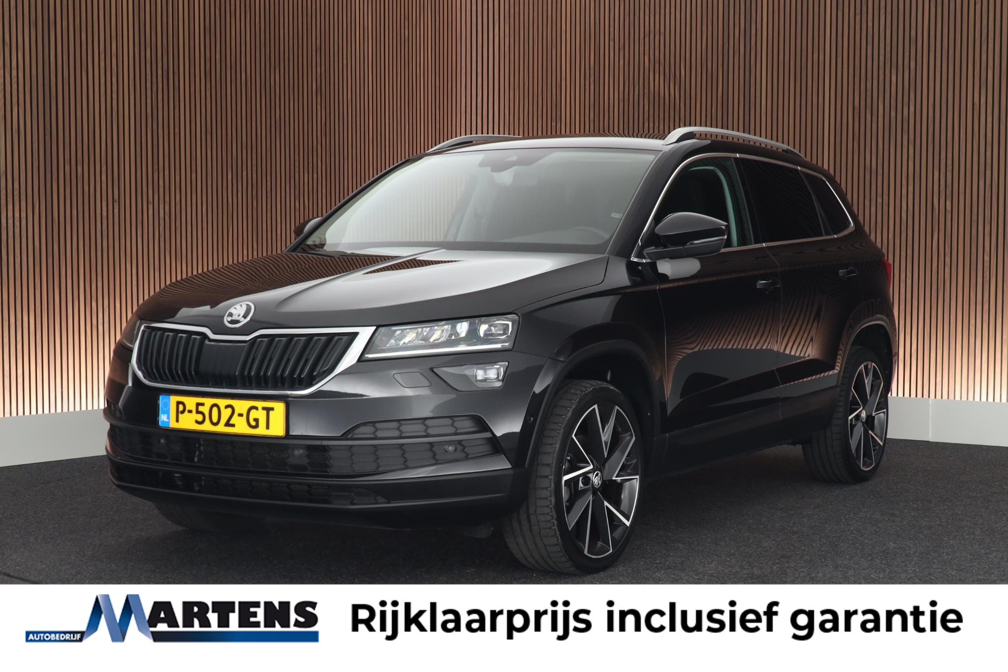 Skoda Karoq 1.5 TSI 150pk ACT DSG Sportline Business 2021 - voorkant