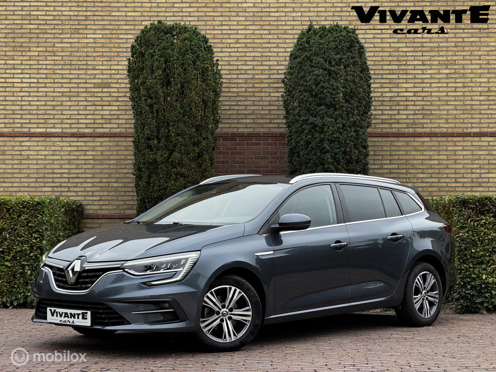 Renault Megane 1.3 TCe Intens Leder*Stoel.vrw/massage*cruise 2022 - voorkant