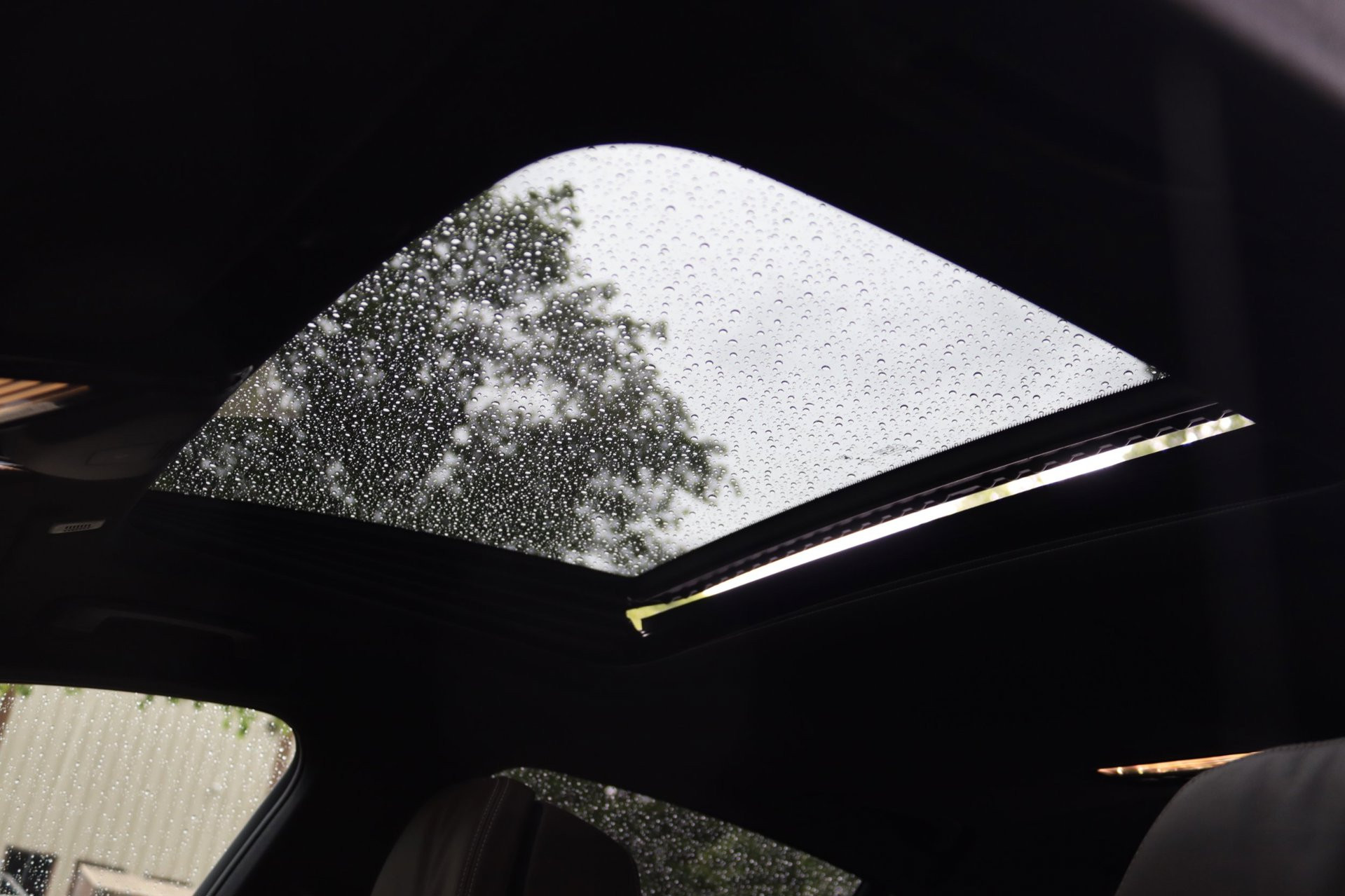 Foto van BMW M550i xDrive