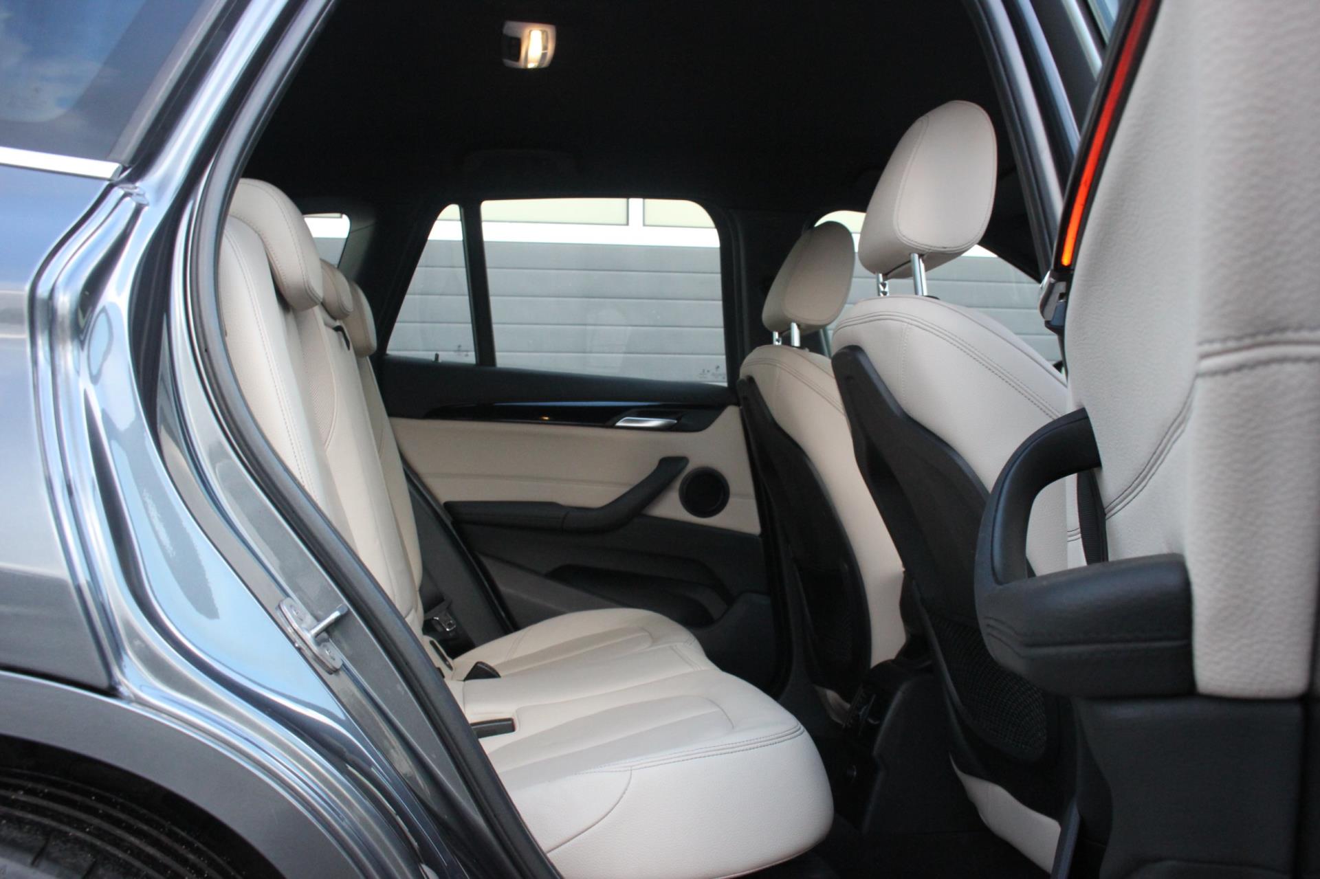 Foto van BMW X1 Sdrive20i