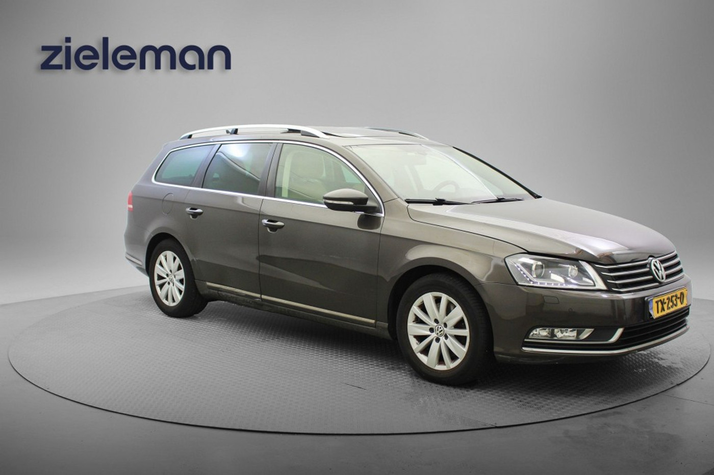Foto van VOLKSWAGEN PASSAT