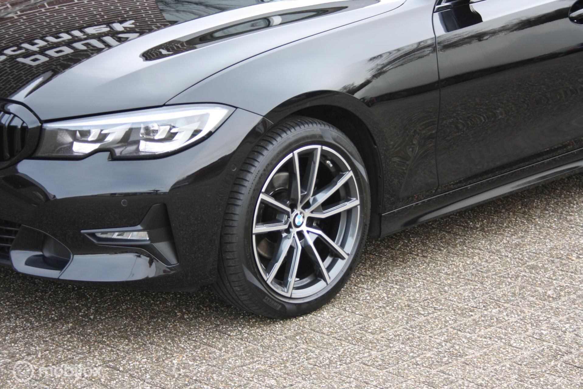 Foto van BMW 318i