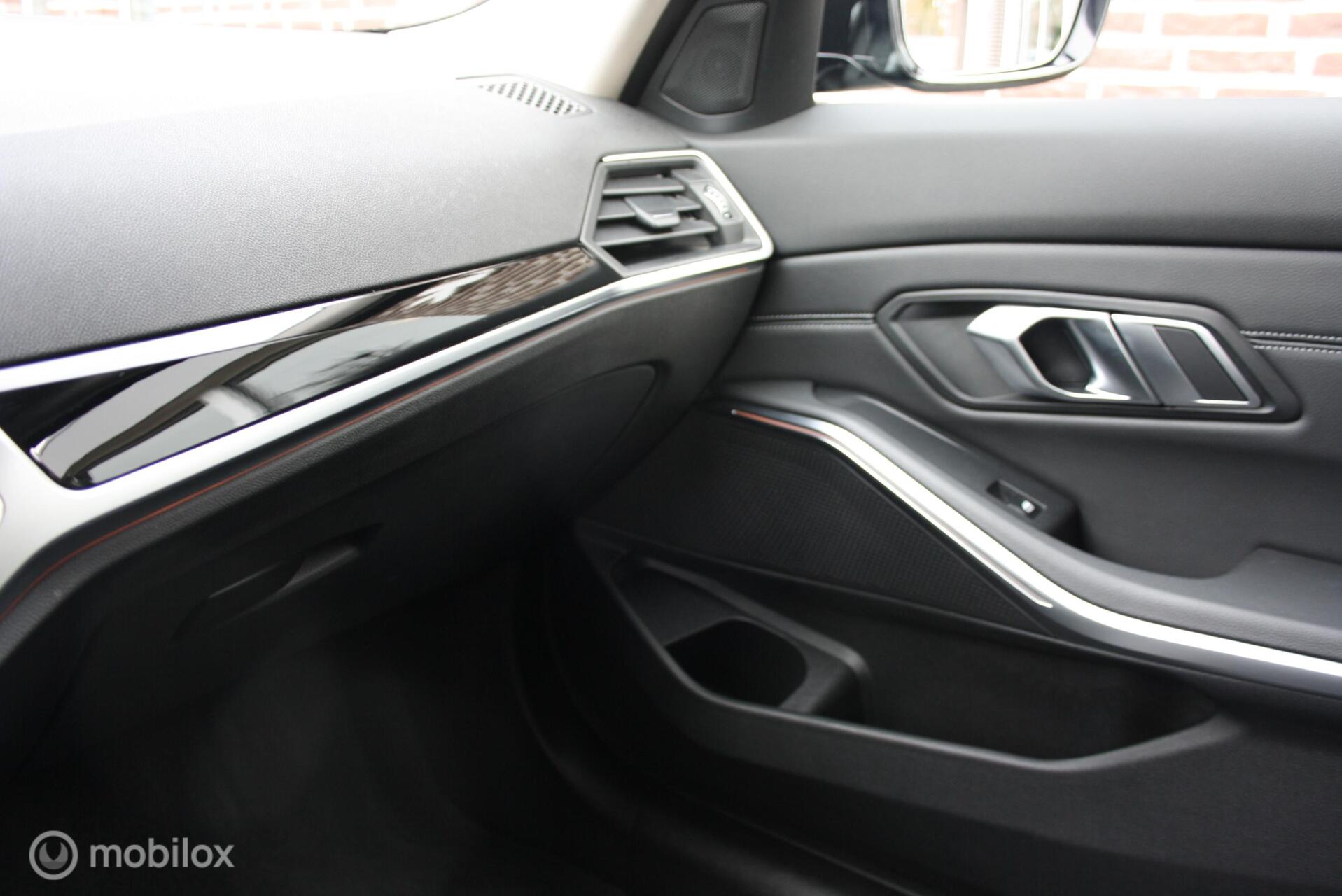 Foto van BMW 318i