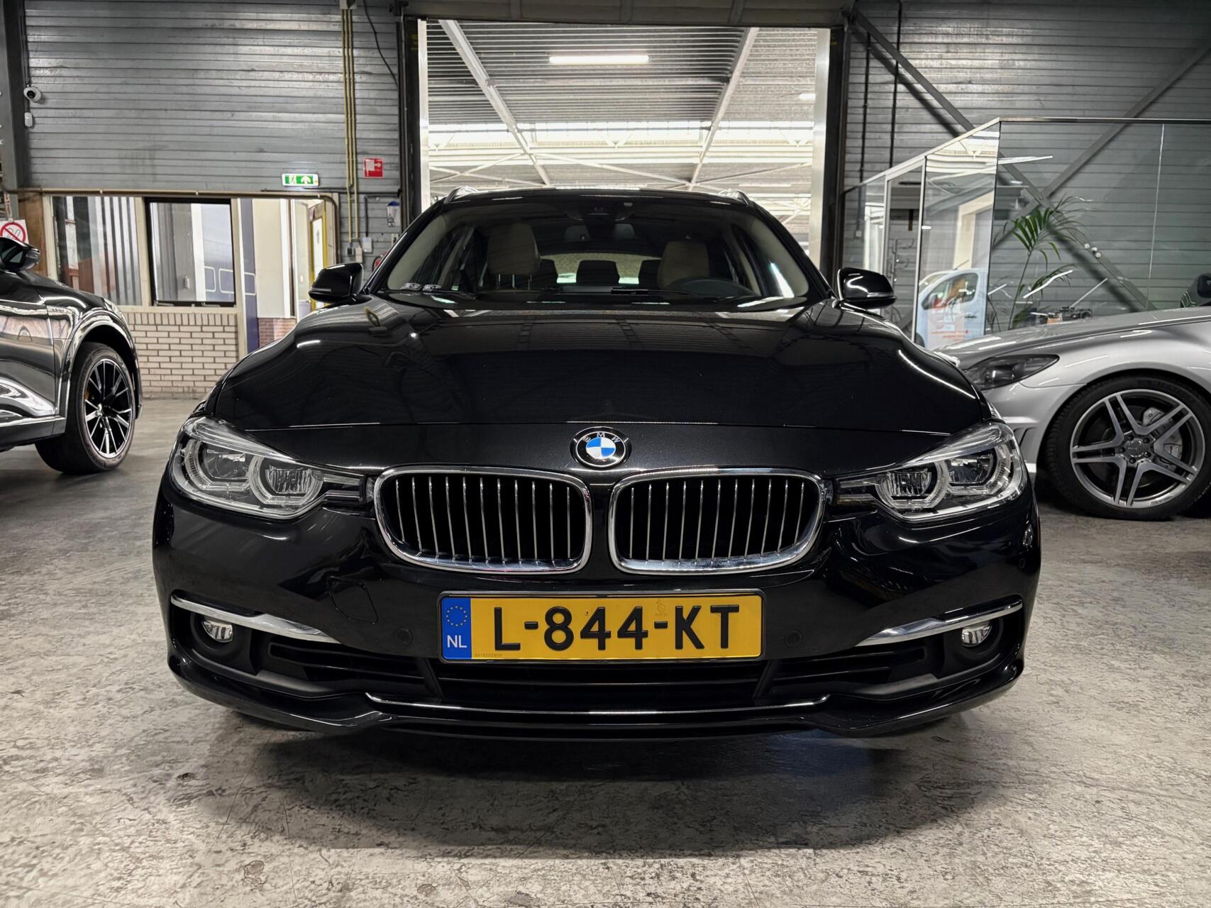 Foto van BMW 320i