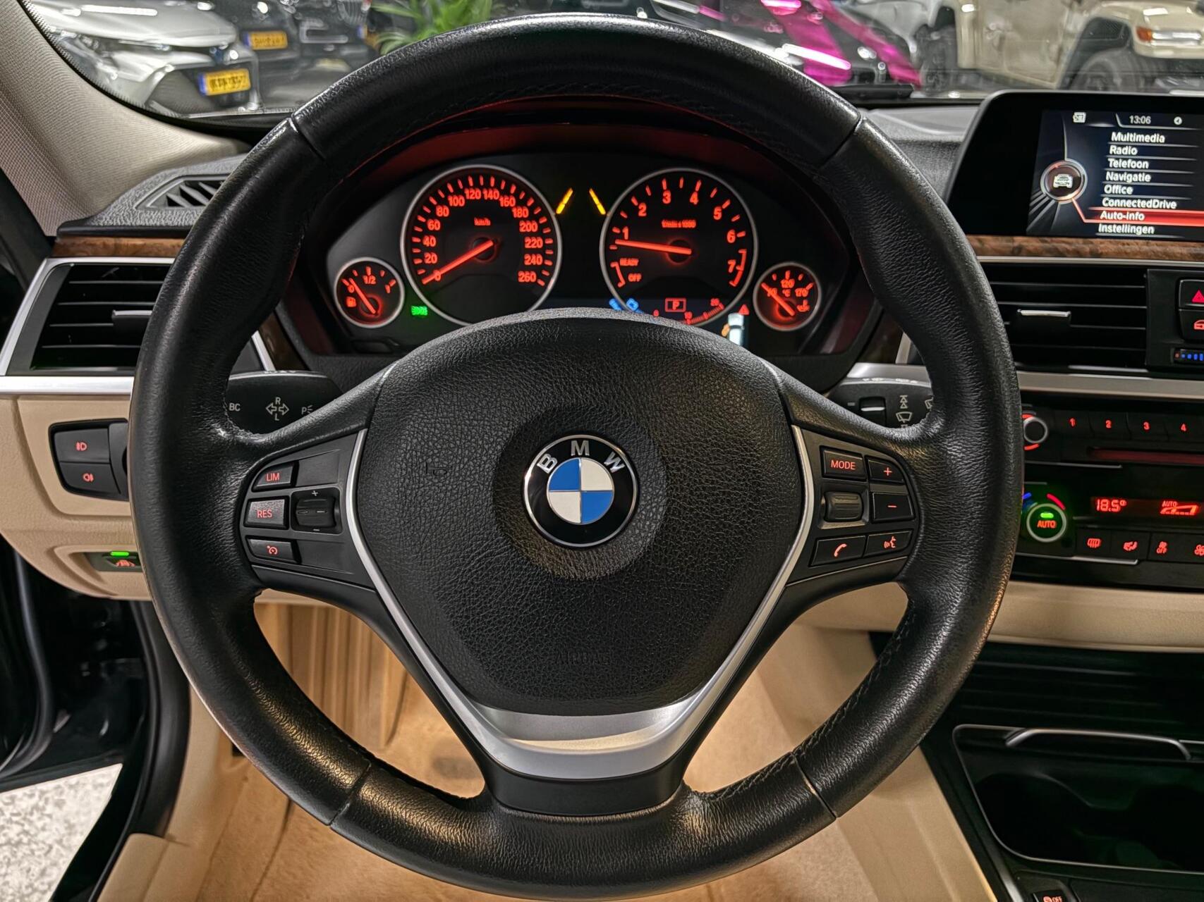 Foto van BMW 320i