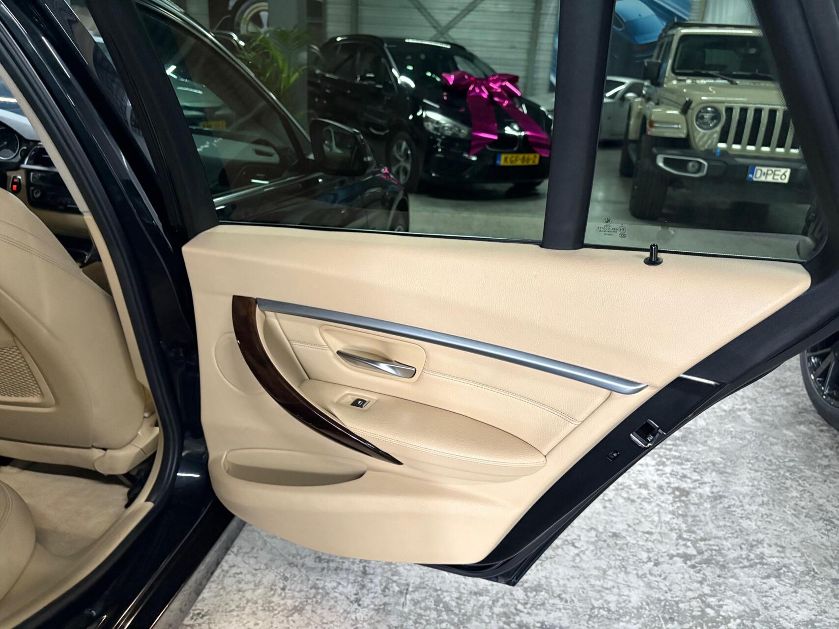 Foto van BMW 320i