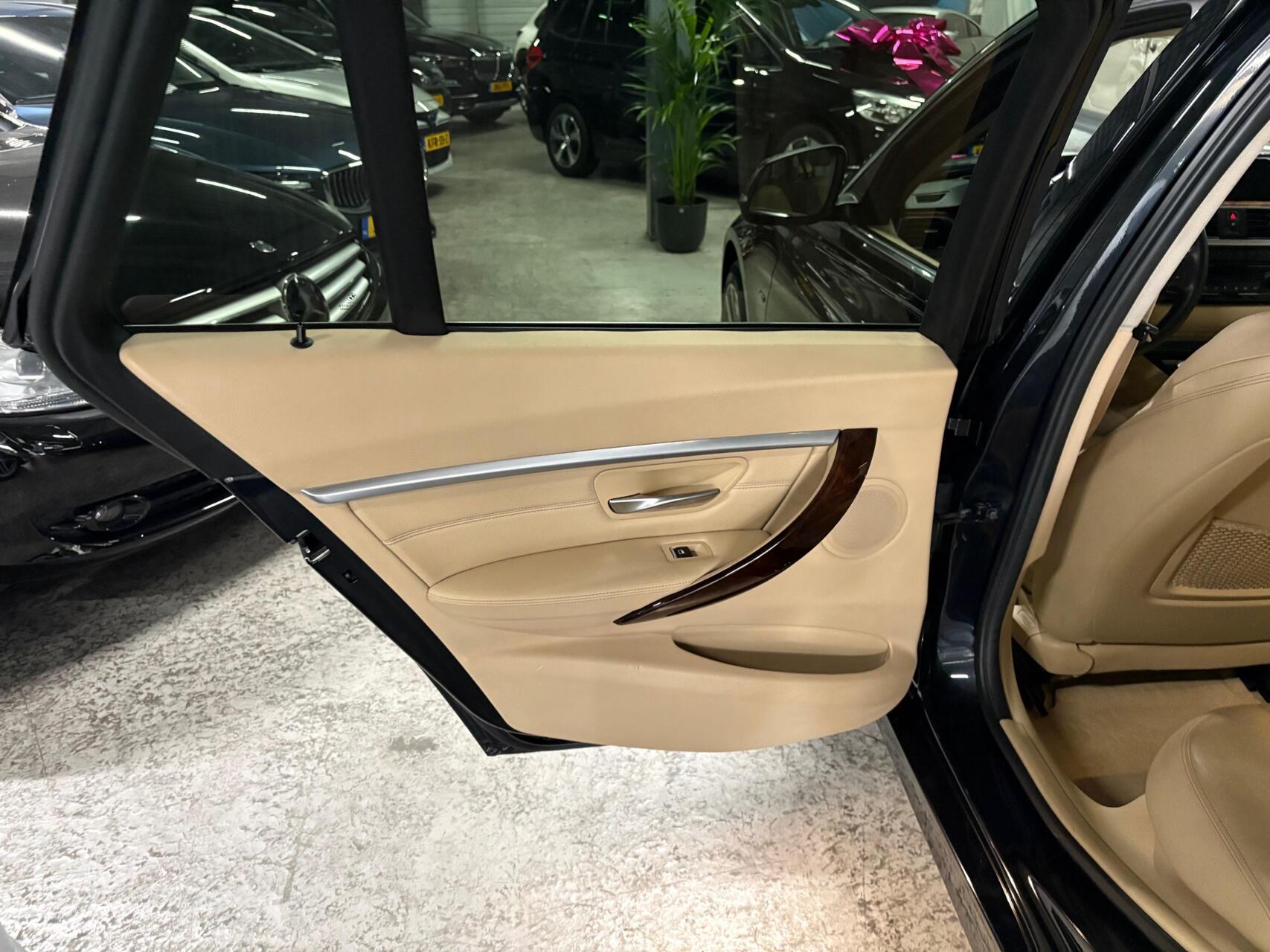 Foto van BMW 320i