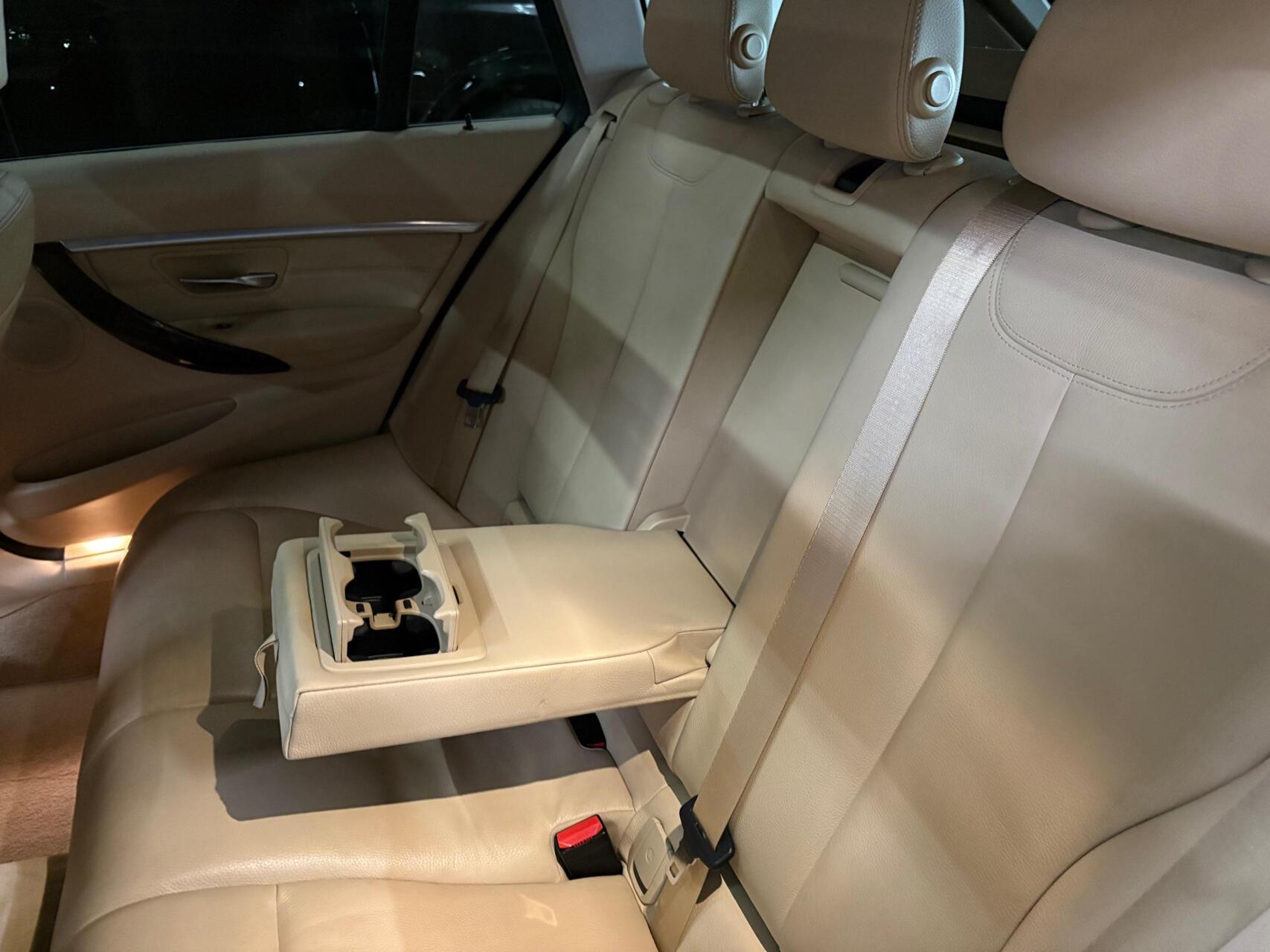 Foto van BMW 320i